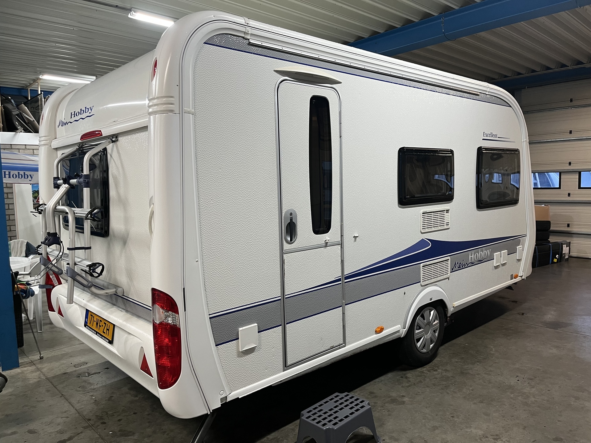 Hobby 440 SF Excellent met Mover