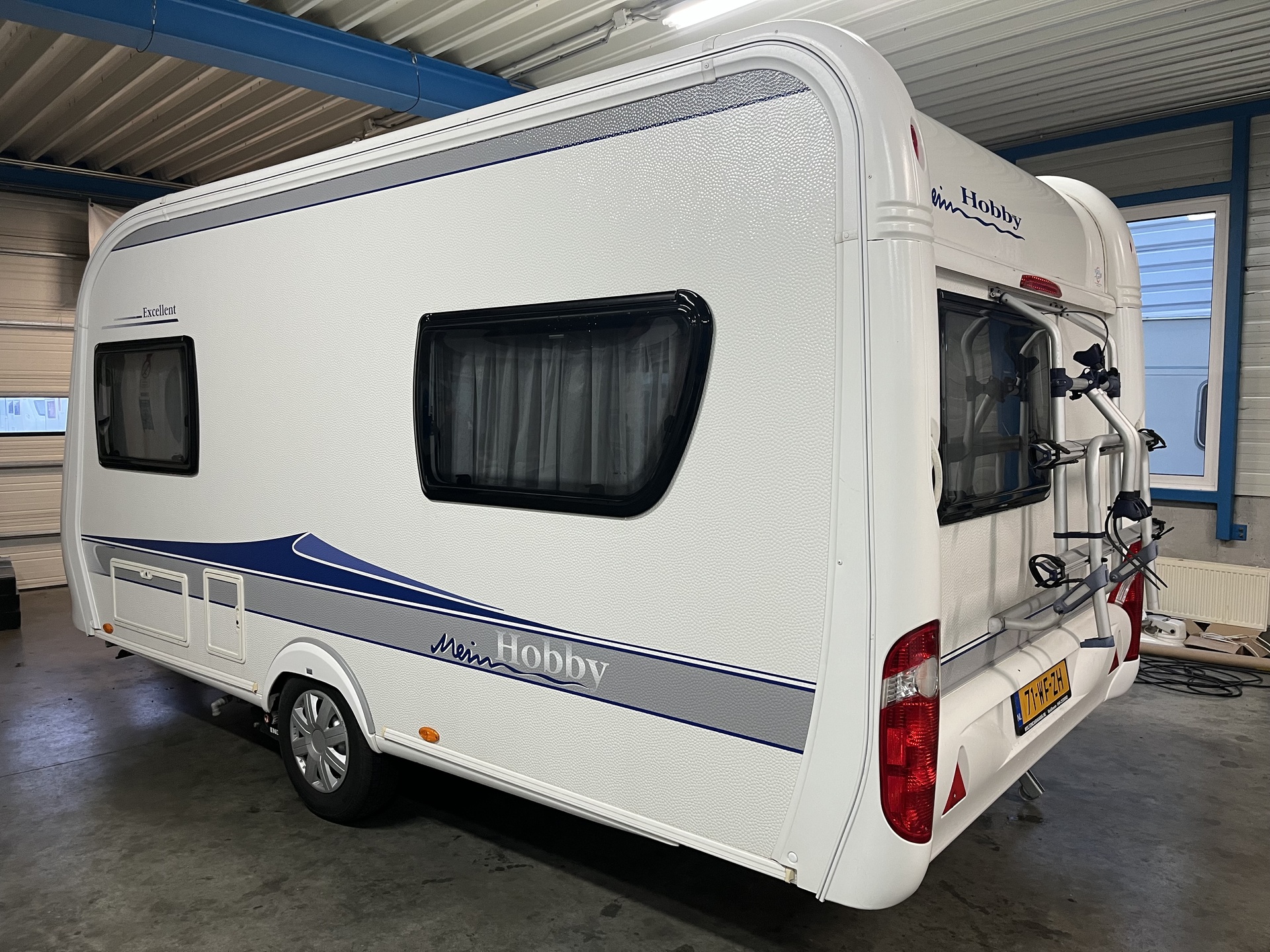 Hobby 440 SF Excellent met Mover
