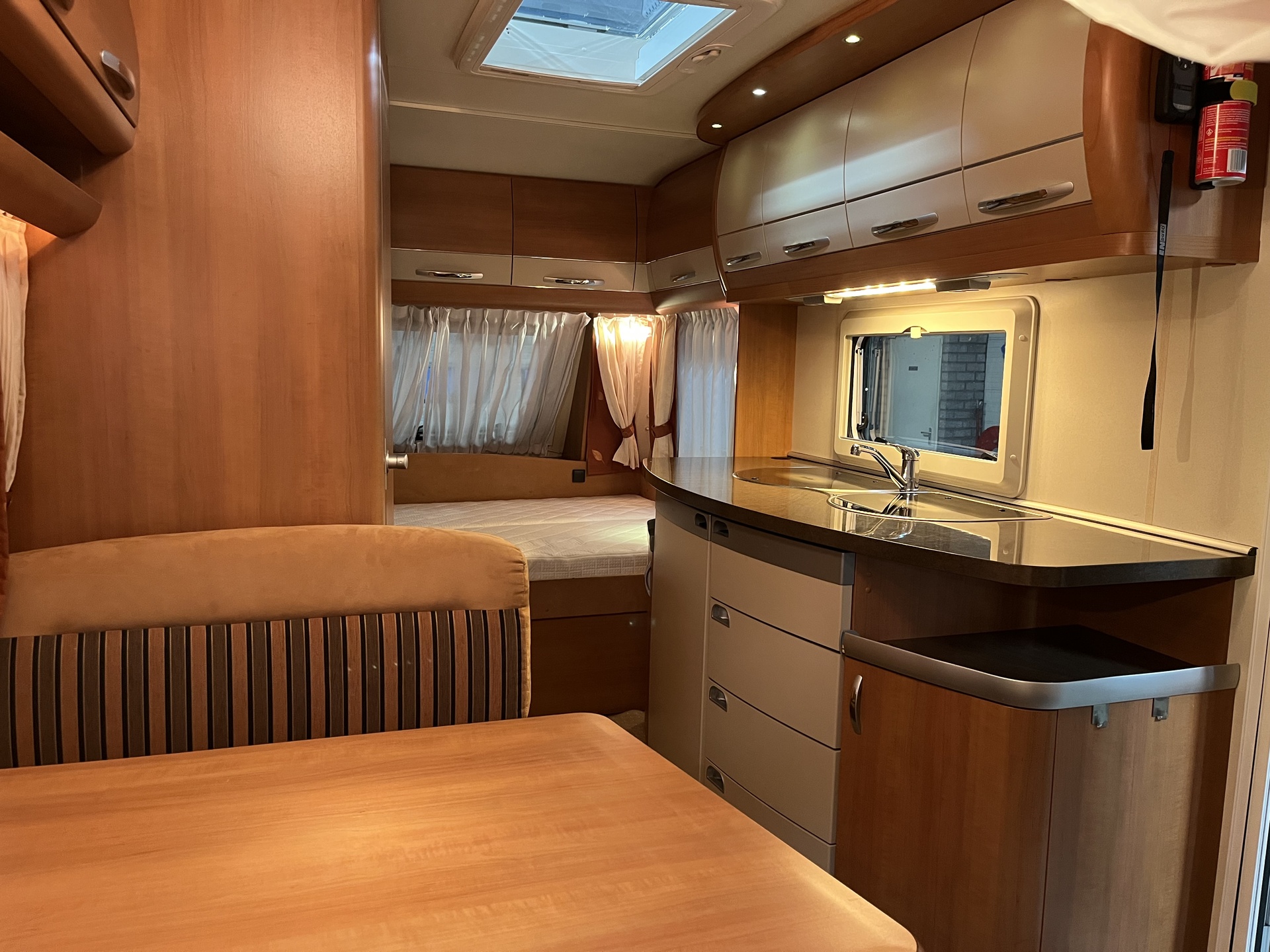 Hobby 440 SF Excellent met Mover