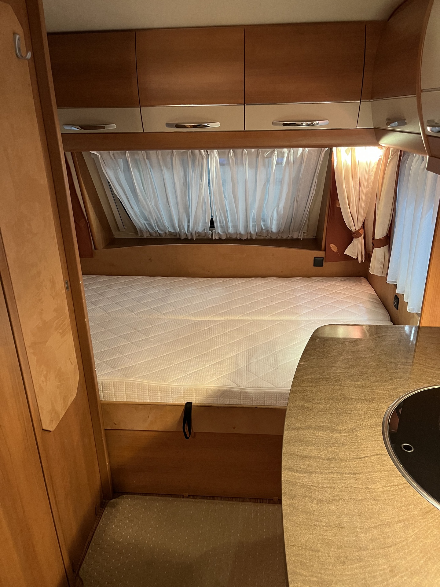 Hobby 440 SF Excellent met Mover