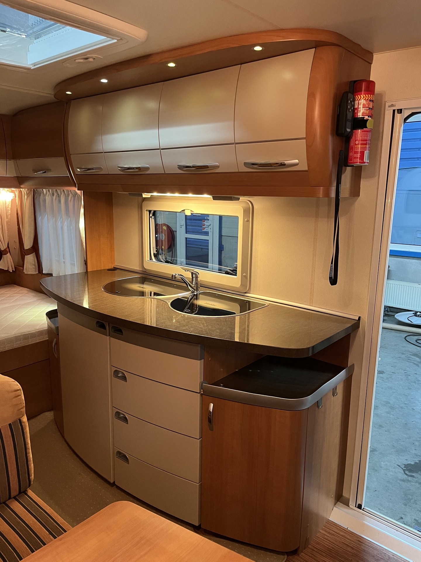 Hobby 440 SF Excellent met Mover