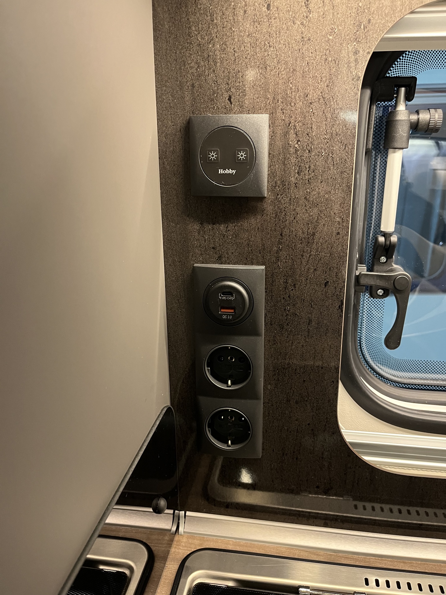 Hobby 490 KMF Excellent edition