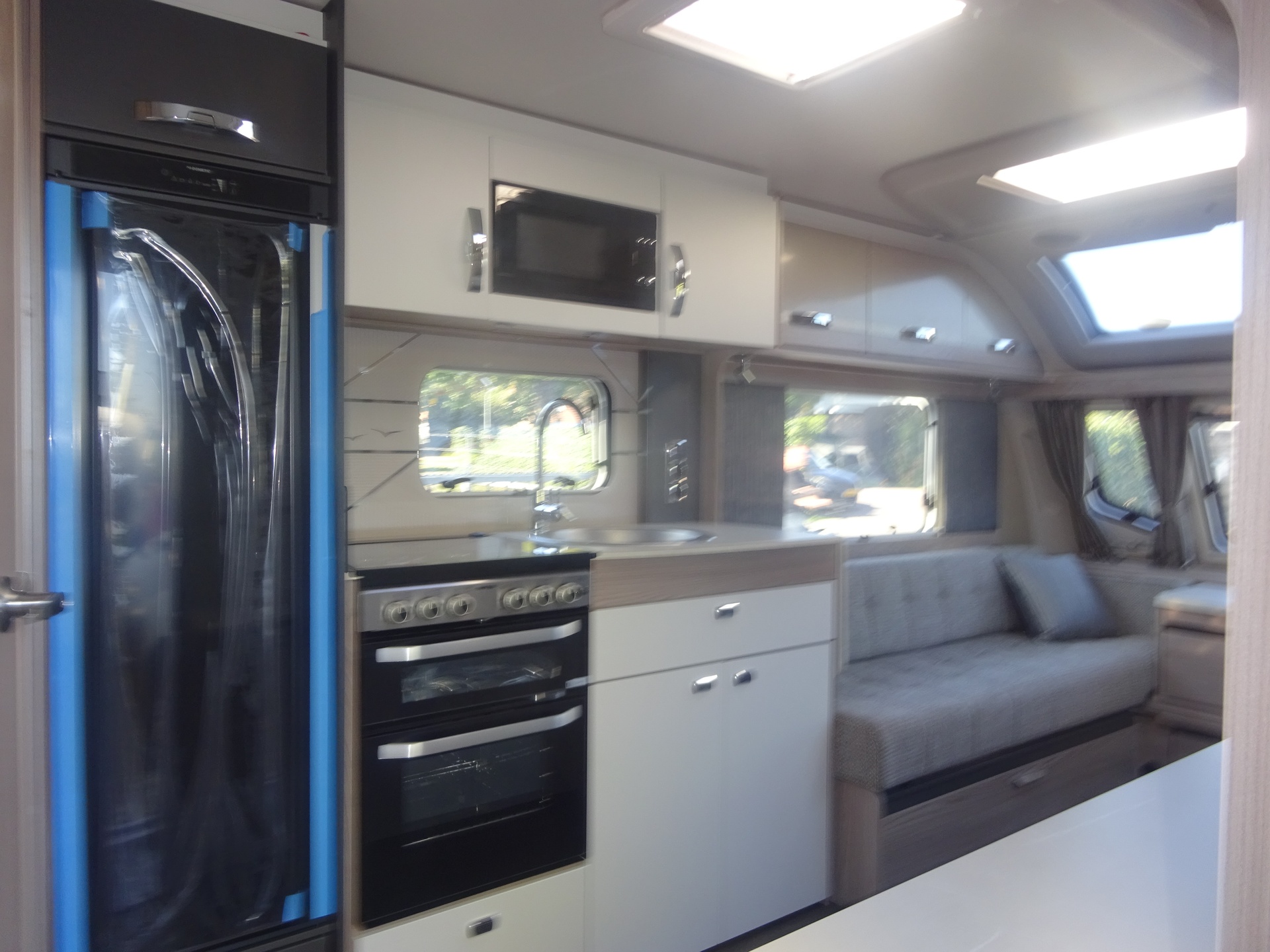 Sprite Cruzer 475 SR Enkele Bedden Grote Badkamer