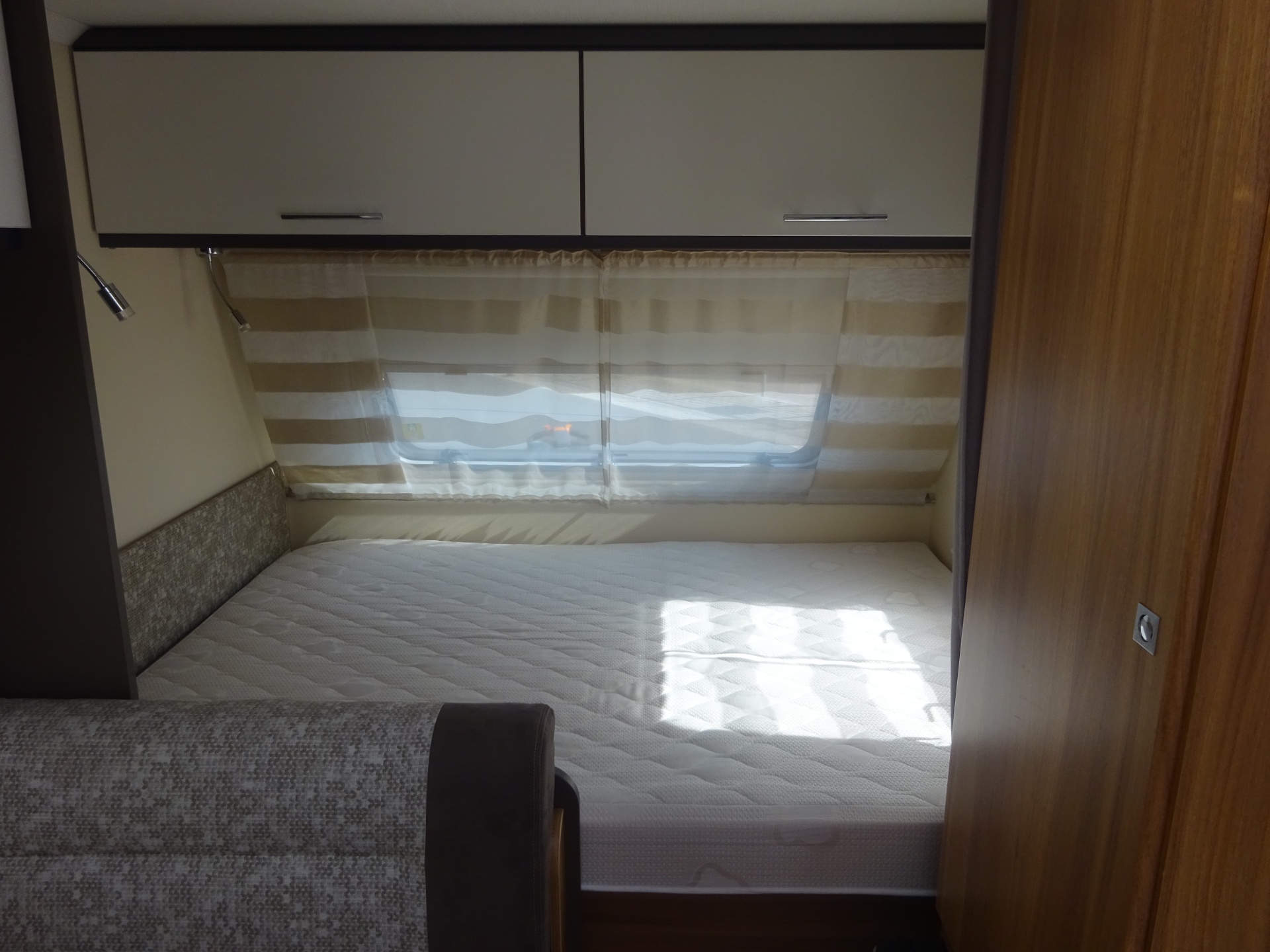 Sterckeman Starlett 420 Comfort Met Vaste Luifel