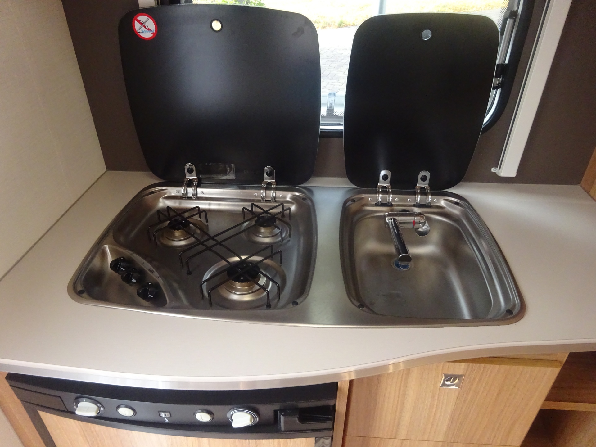 Sterckeman Starlett 420 Comfort Met Vaste Luifel