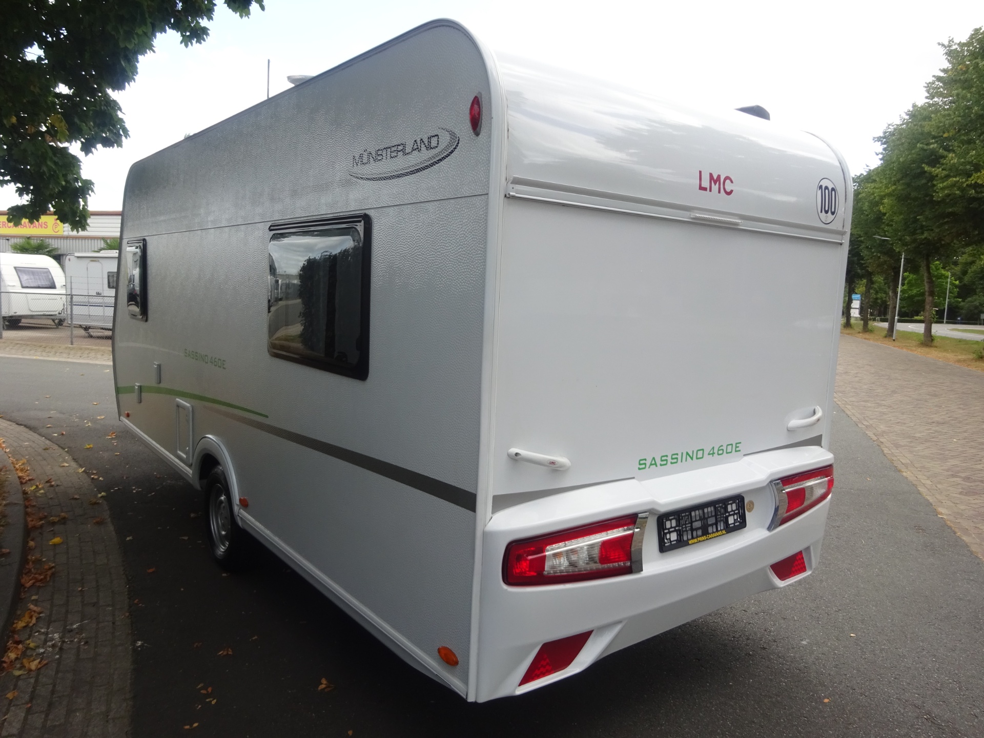 Lmc Sassino 460 LU Enkele Bedden/Vaste Luifel