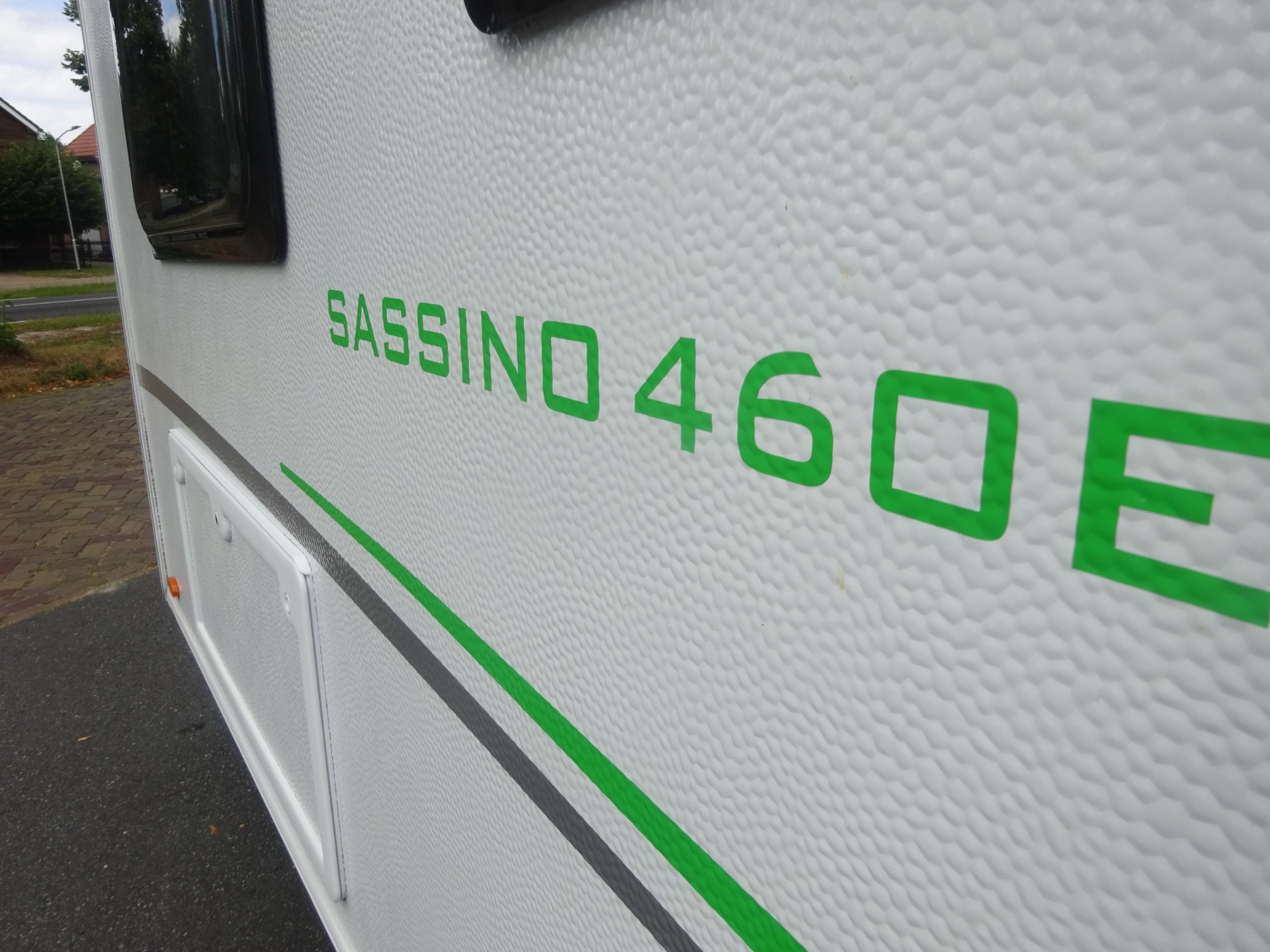 Lmc Sassino 460 LU Enkele Bedden/Vaste Luifel