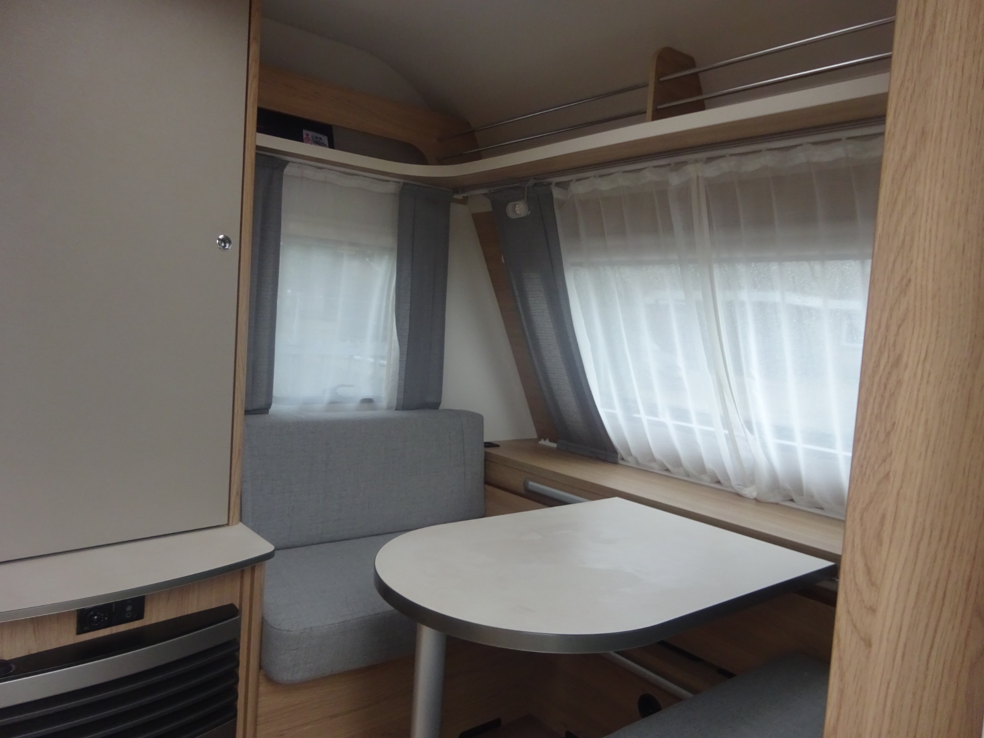 Lmc Sassino 460 UL Enkele Bedden+Mover+Voortent