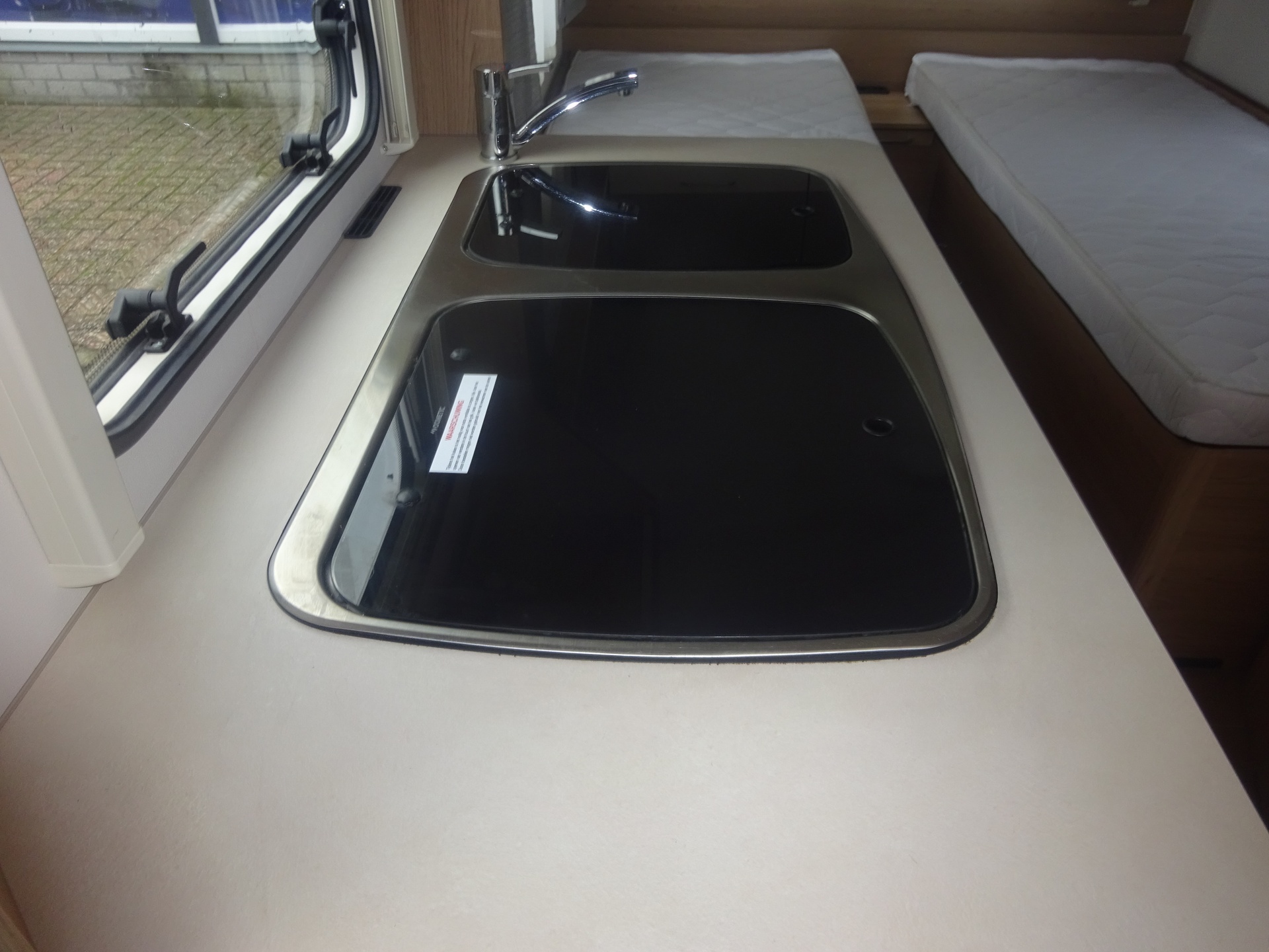 Lmc Sassino 460 UL Enkele Bedden+Mover+Voortent