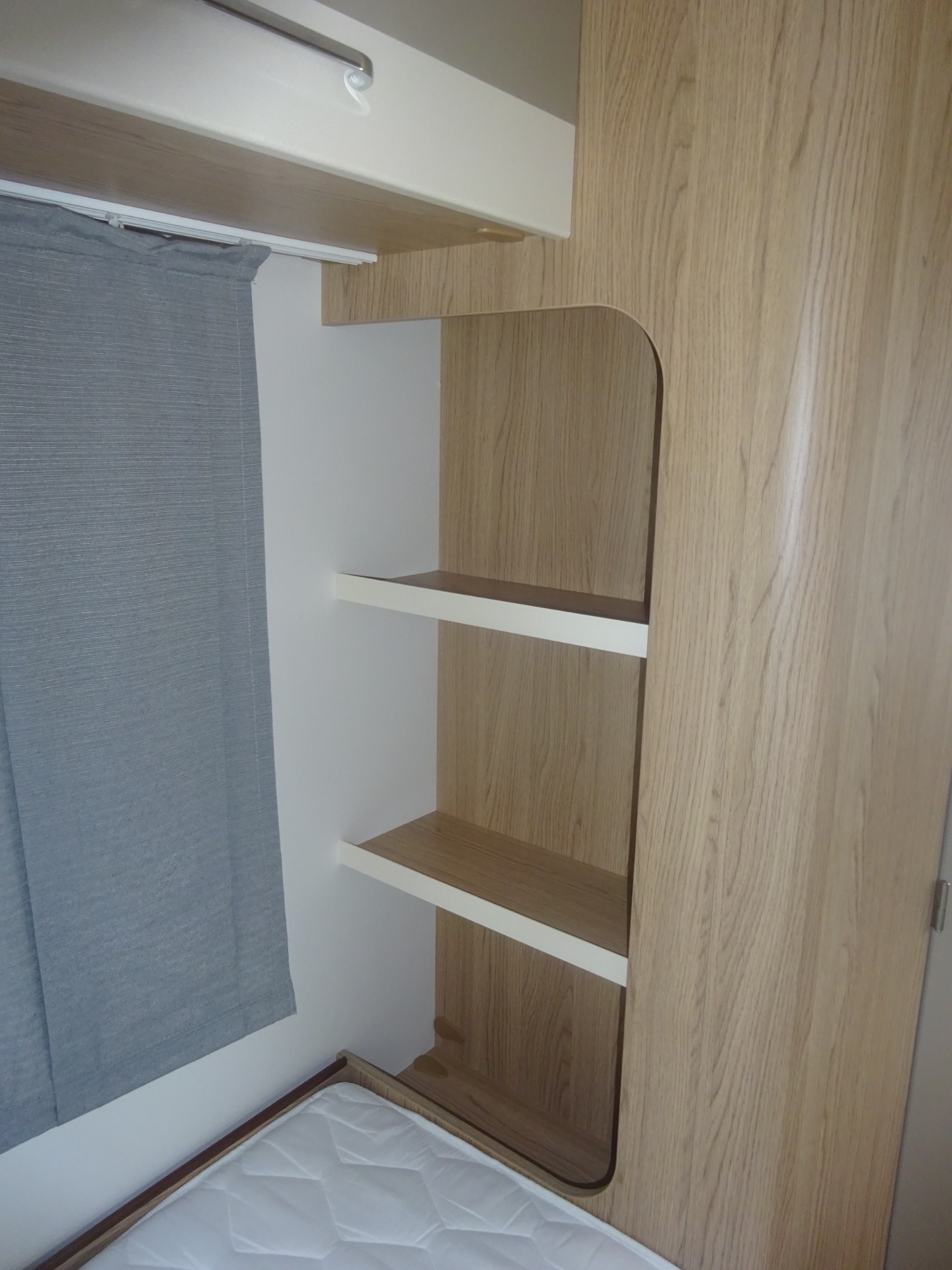 Lmc Sassino 460 UL Enkele Bedden+Mover+Voortent