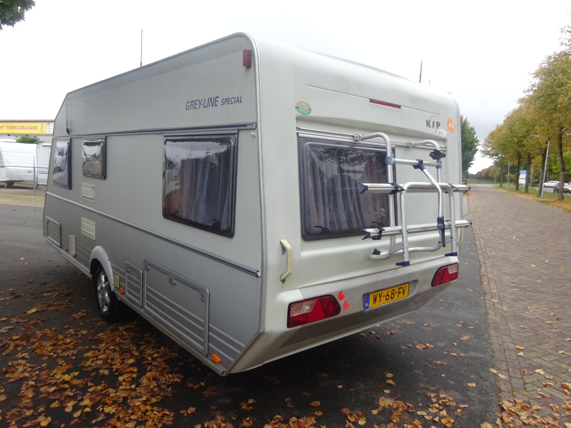 Kip Greyline 50TDB Met Vaste Luifel