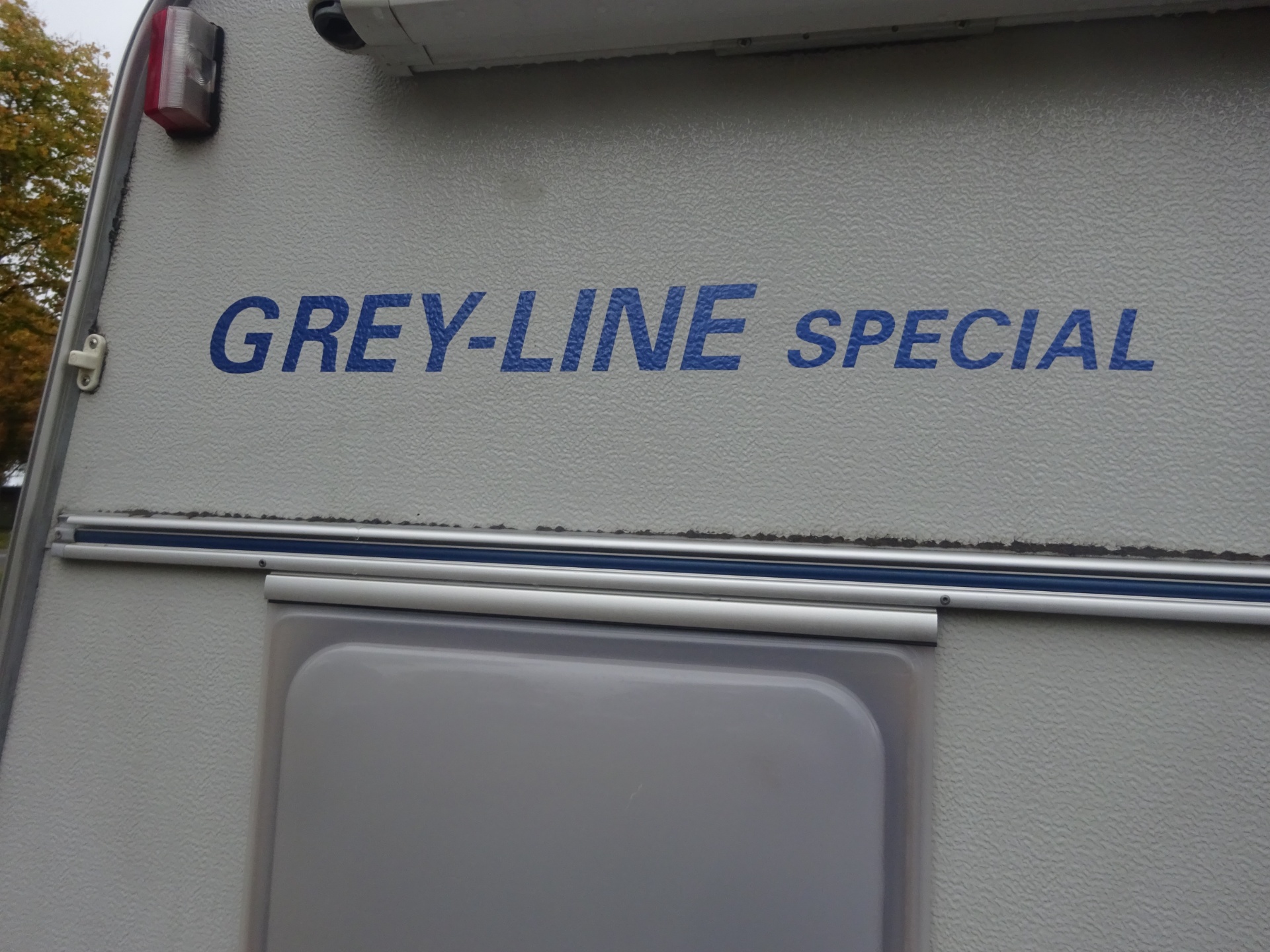 Kip Greyline 50TDB Met Vaste Luifel