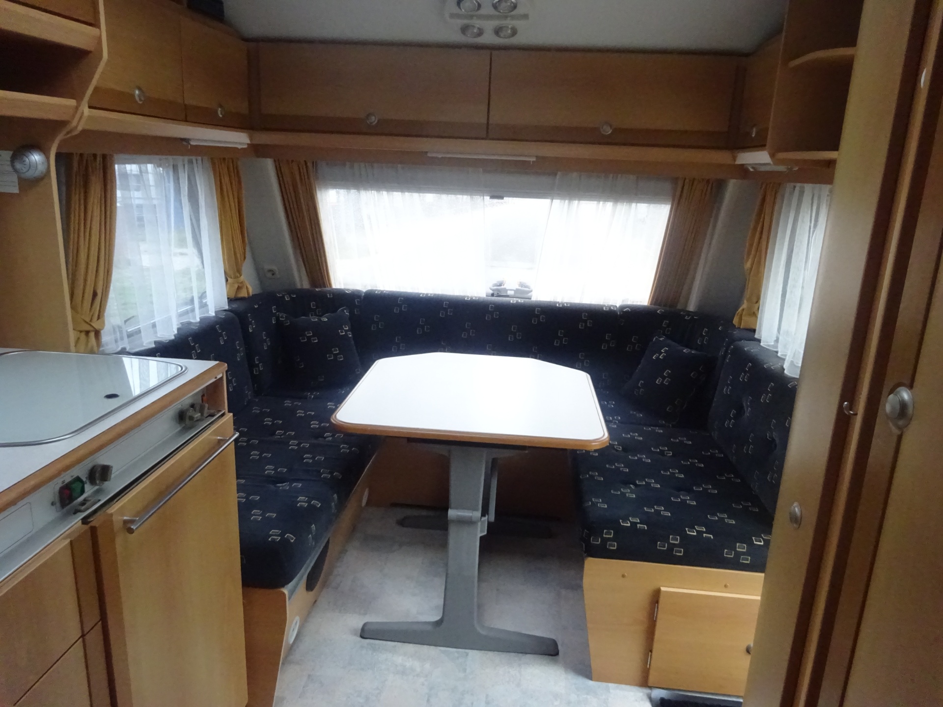 Kip Greyline 50TDB Met Vaste Luifel