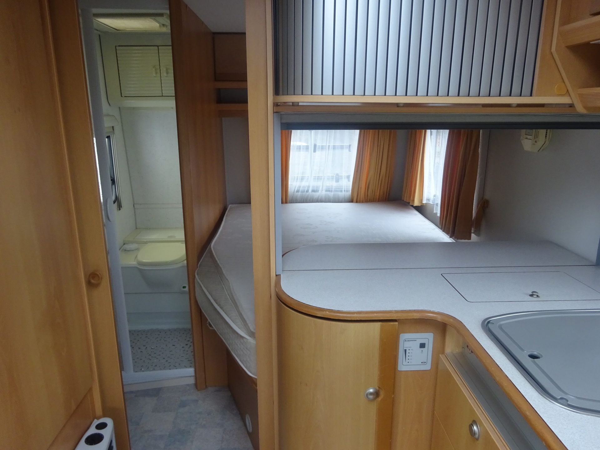 Kip Greyline 50TDB Met Vaste Luifel