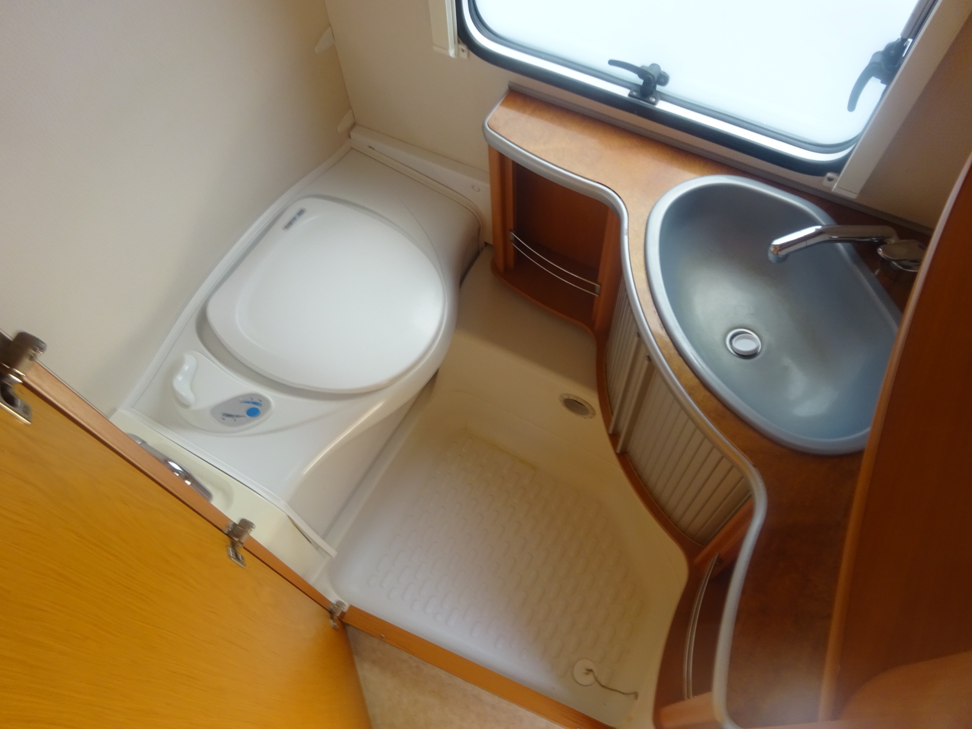 Fendt Diamant 550TG Enkele Bedden + Mover+ Airco