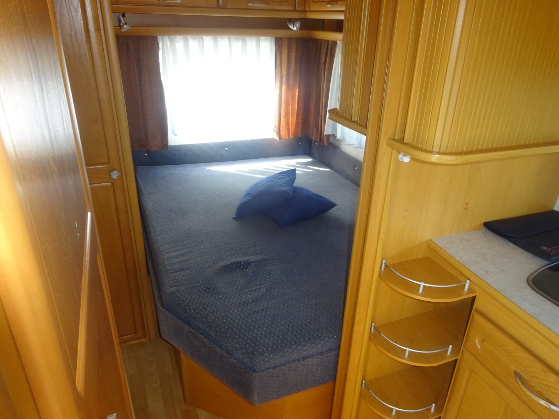 Wilk Blue star 470 Met Frans Bed en Rondzit #NIEUWSTAAT#