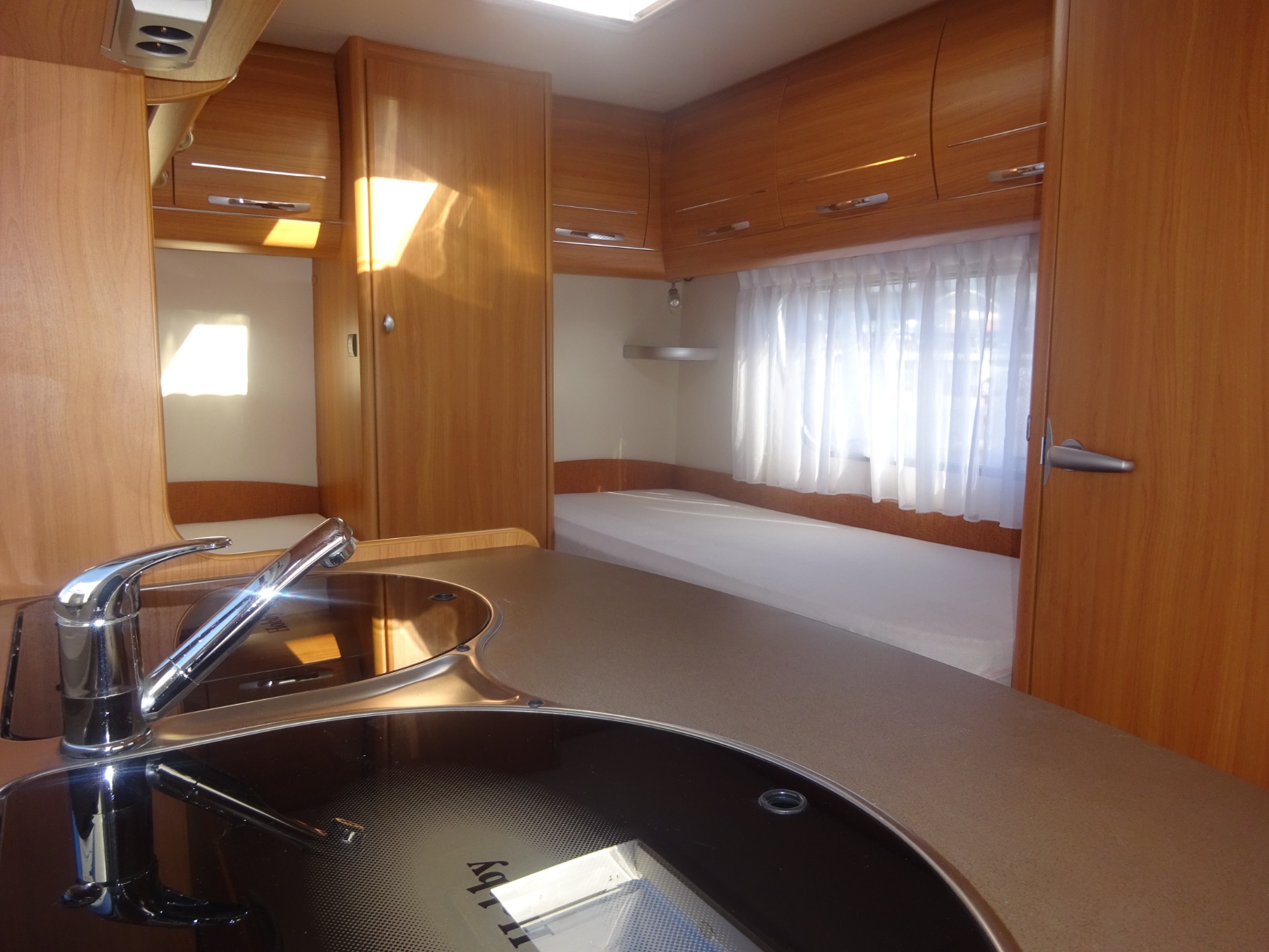 Hobby De luxe 460 LUEnkele Bedden+Rondzit+Mover