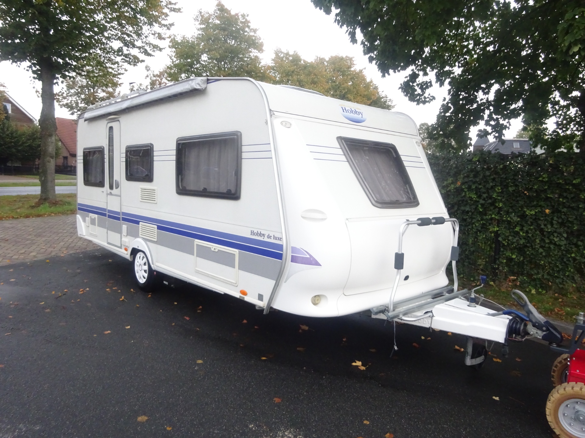 Hobby De luxe 495 UL Enkele Bedden+Mover