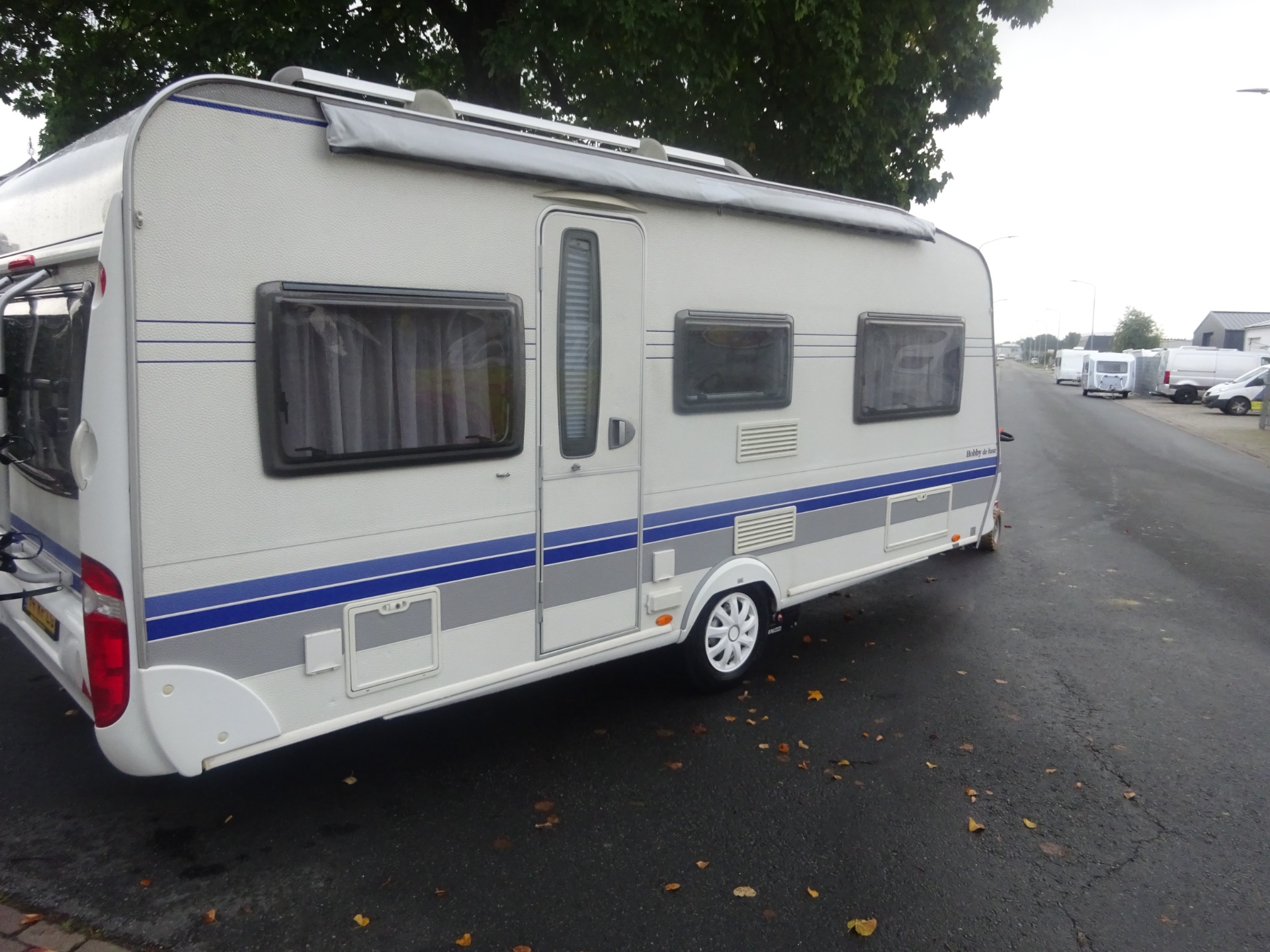 Hobby De luxe 495 UL Enkele Bedden+Mover