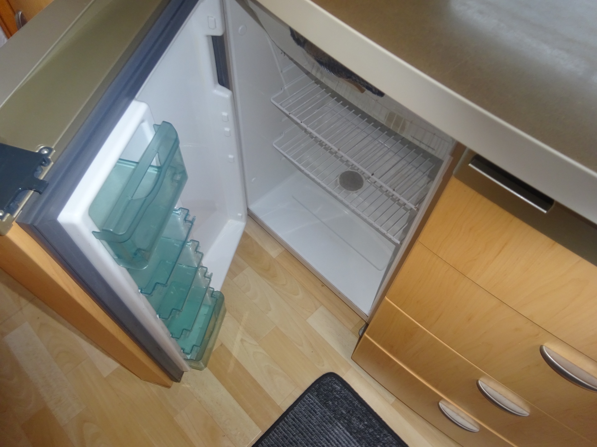 Hobby De luxe 495 UL Enkele Bedden+Mover