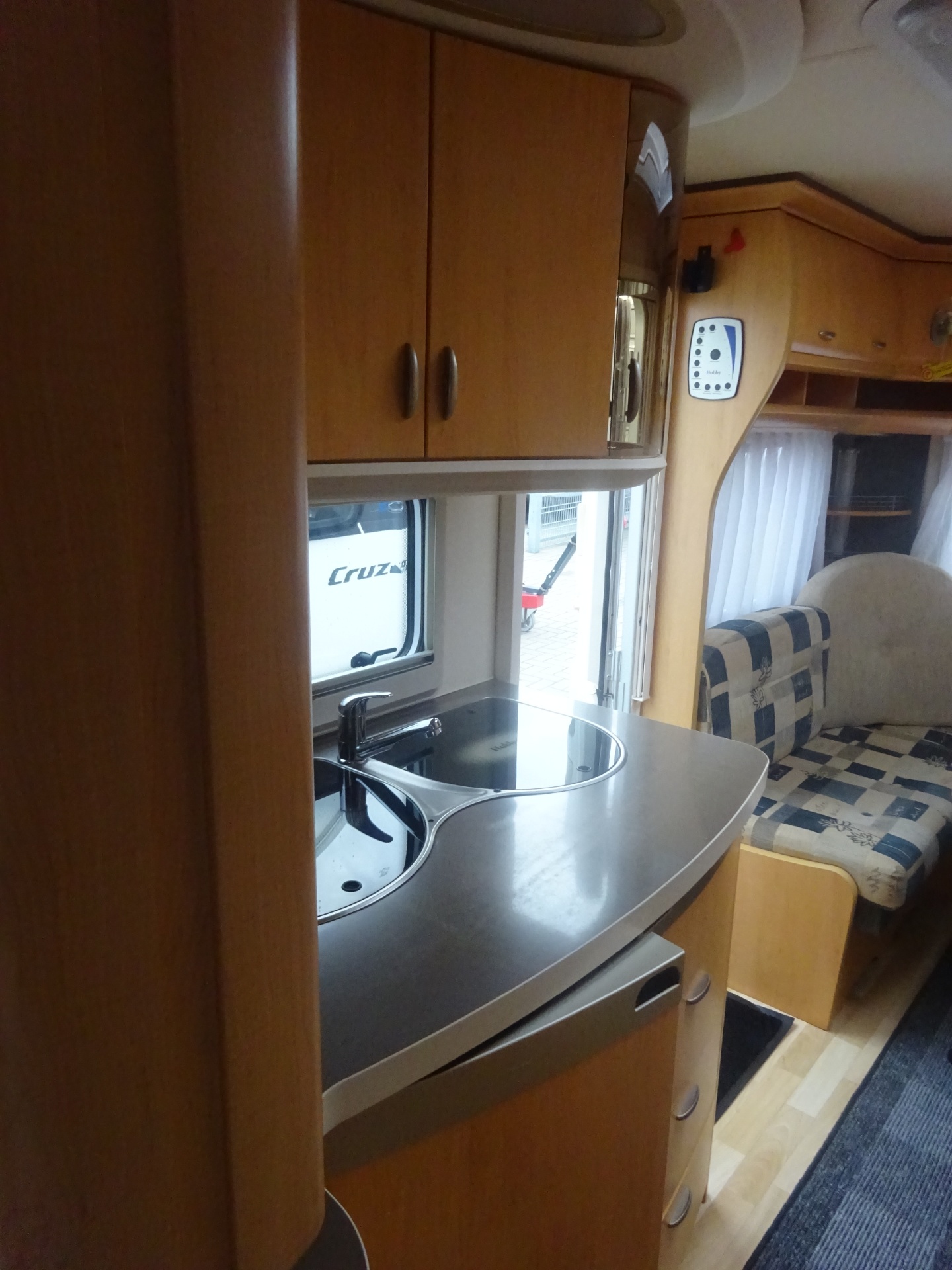Hobby De luxe 495 UL Enkele Bedden+Mover