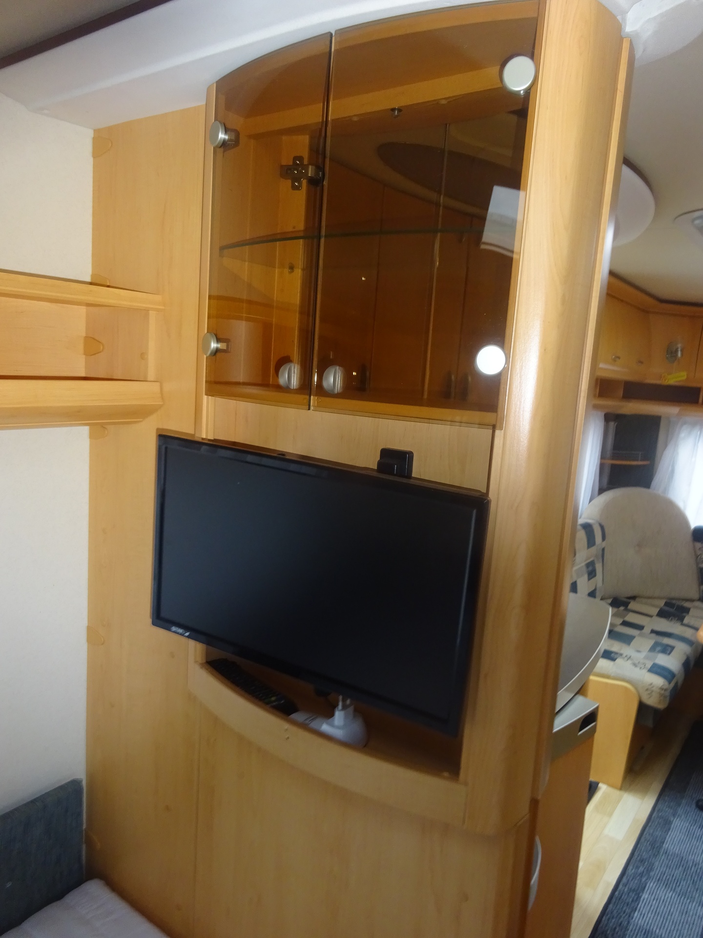 Hobby De luxe 495 UL Enkele Bedden+Mover