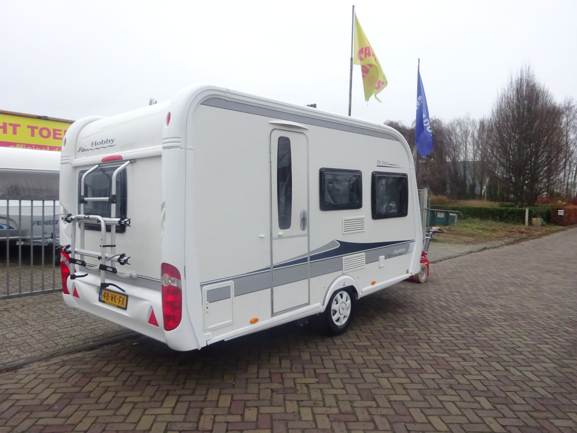 Hobby De luxe 400SF Met Nieuwe Mover