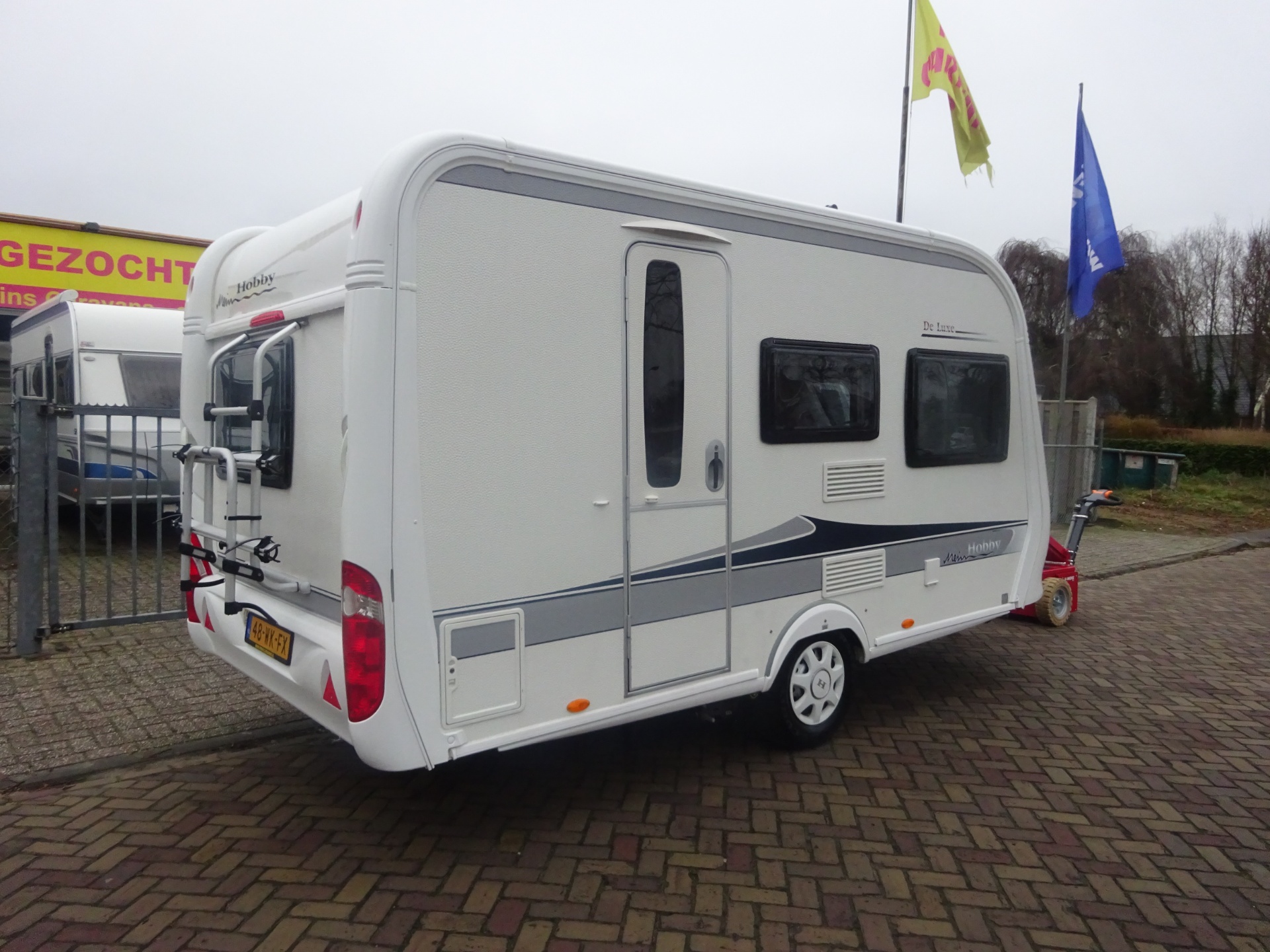 Hobby De luxe 400SF Met Nieuwe Mover
