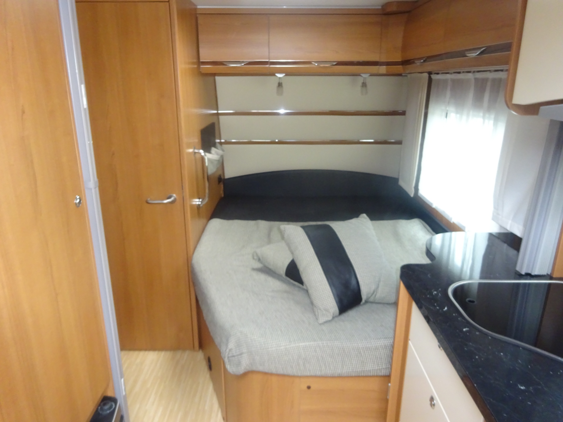 Lmc Musica 440D Frans Bed +Mover