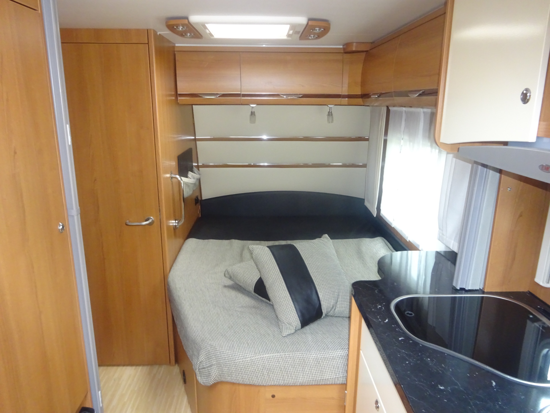 Lmc Musica 440D Frans Bed +Mover