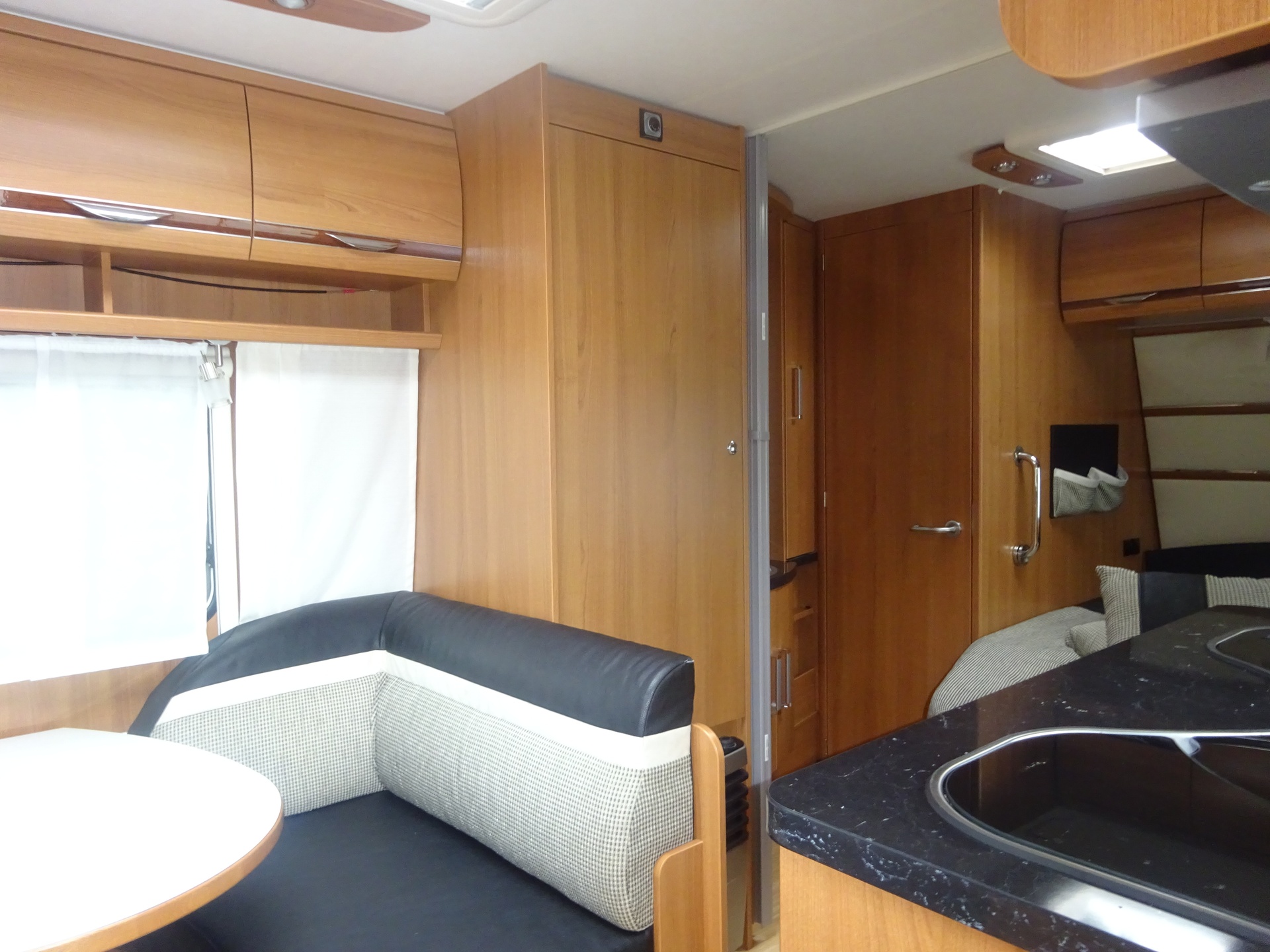 Lmc Musica 440D Frans Bed +Mover