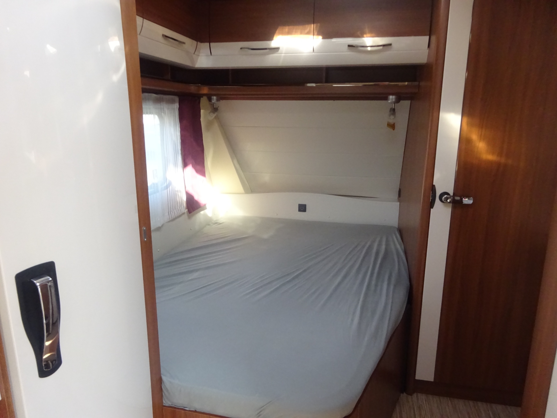 Hobby Excellent 495 UFE Met Mover en Airco