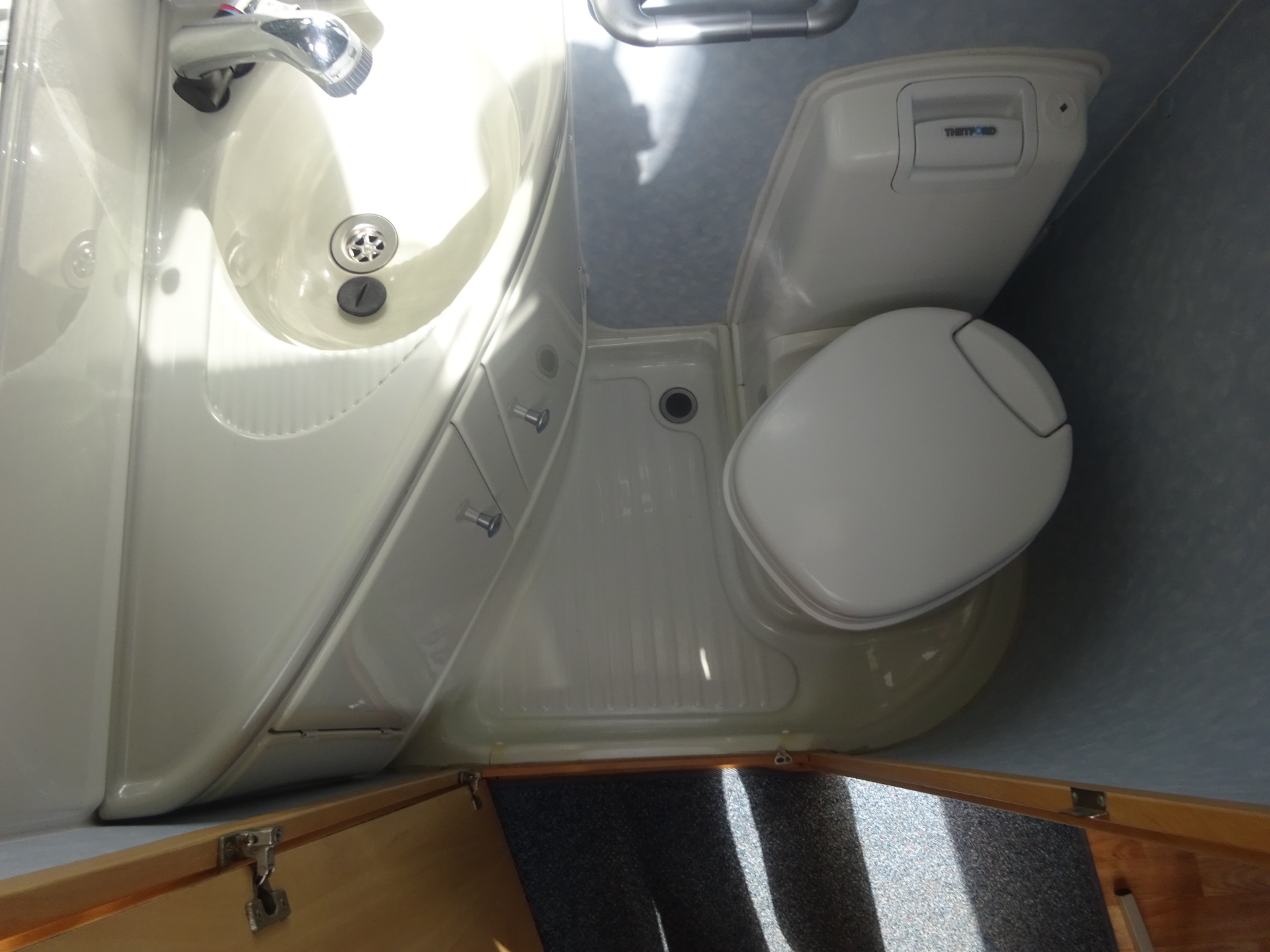 Sprite Super 490 Enkele Bedden  + Rondzit + Mover