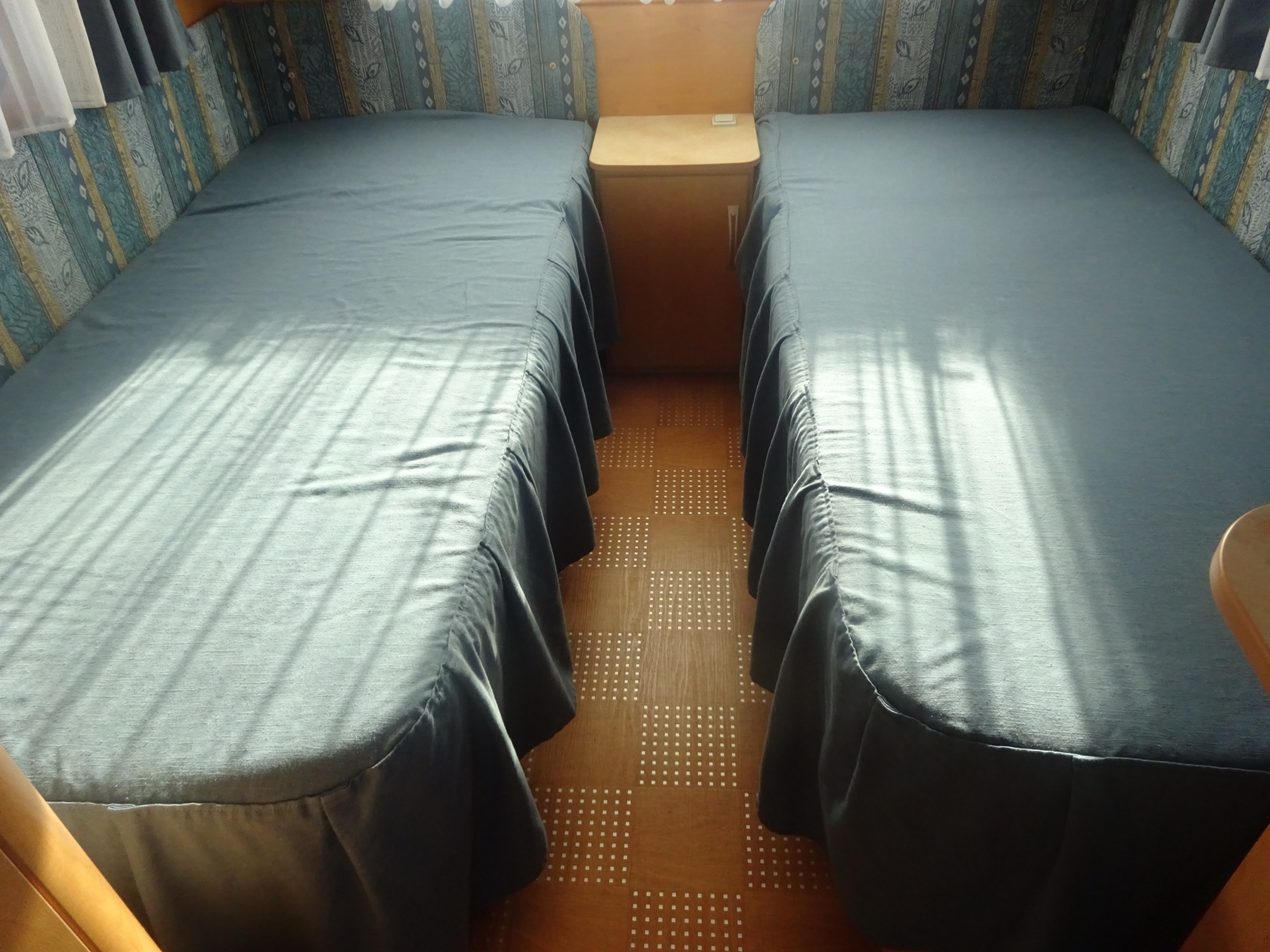 Caravelair Ambiance 450 Enkele Bedden+Rondzit+Mover