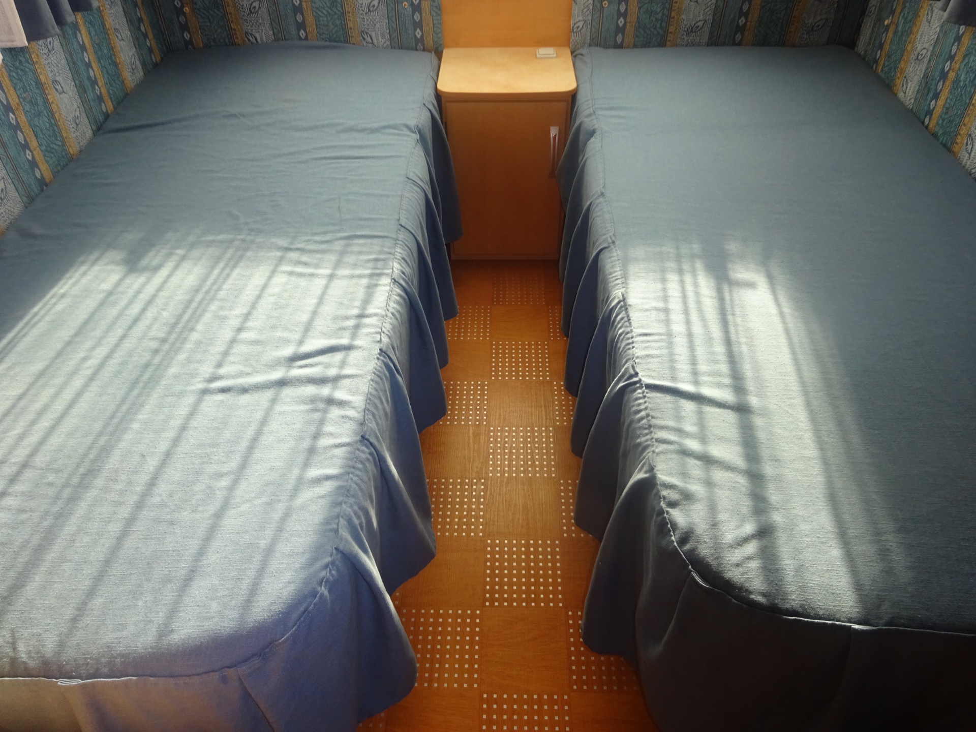 Caravelair Ambiance 450 Enkele Bedden+Rondzit+Mover