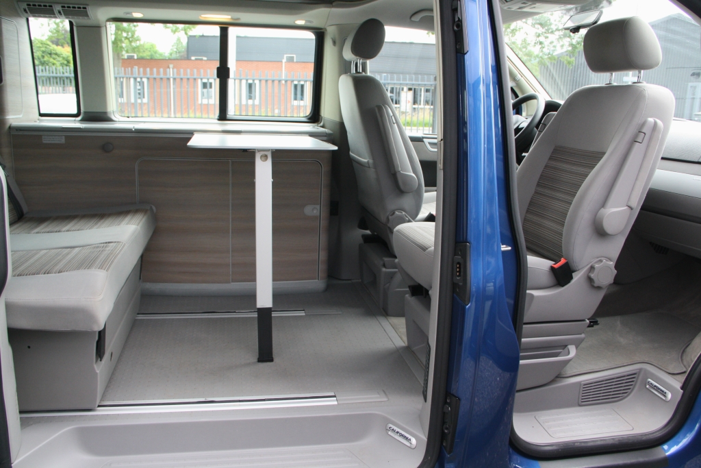 Volkswagen T5 California Comfortline 2.0 TDI, Euro 5