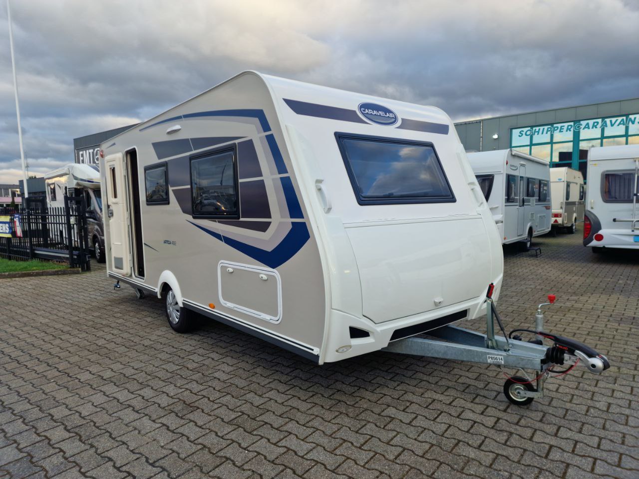 Caravelair Artica 492 enkele bedden