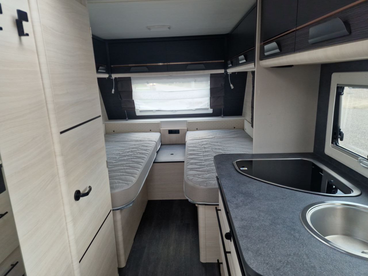 Caravelair Artica 492 enkele bedden 2023