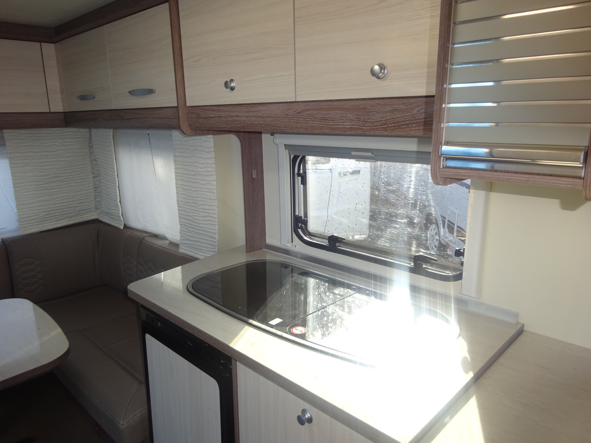 Burstner Premio Light Edition 450 TS Met Mover