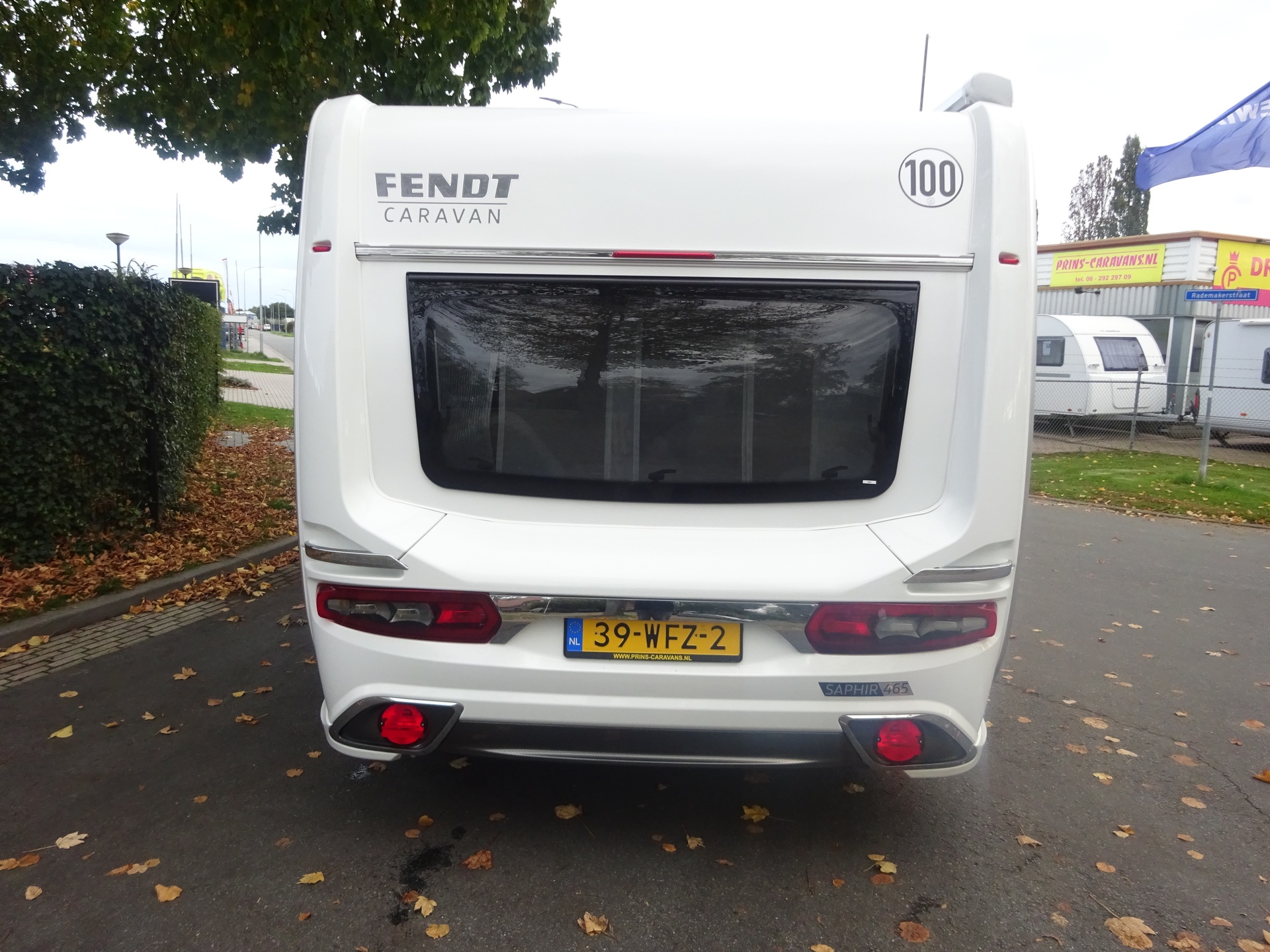 Fendt Saphir 465TG Enkele Bedden Vaste Luifel Mover