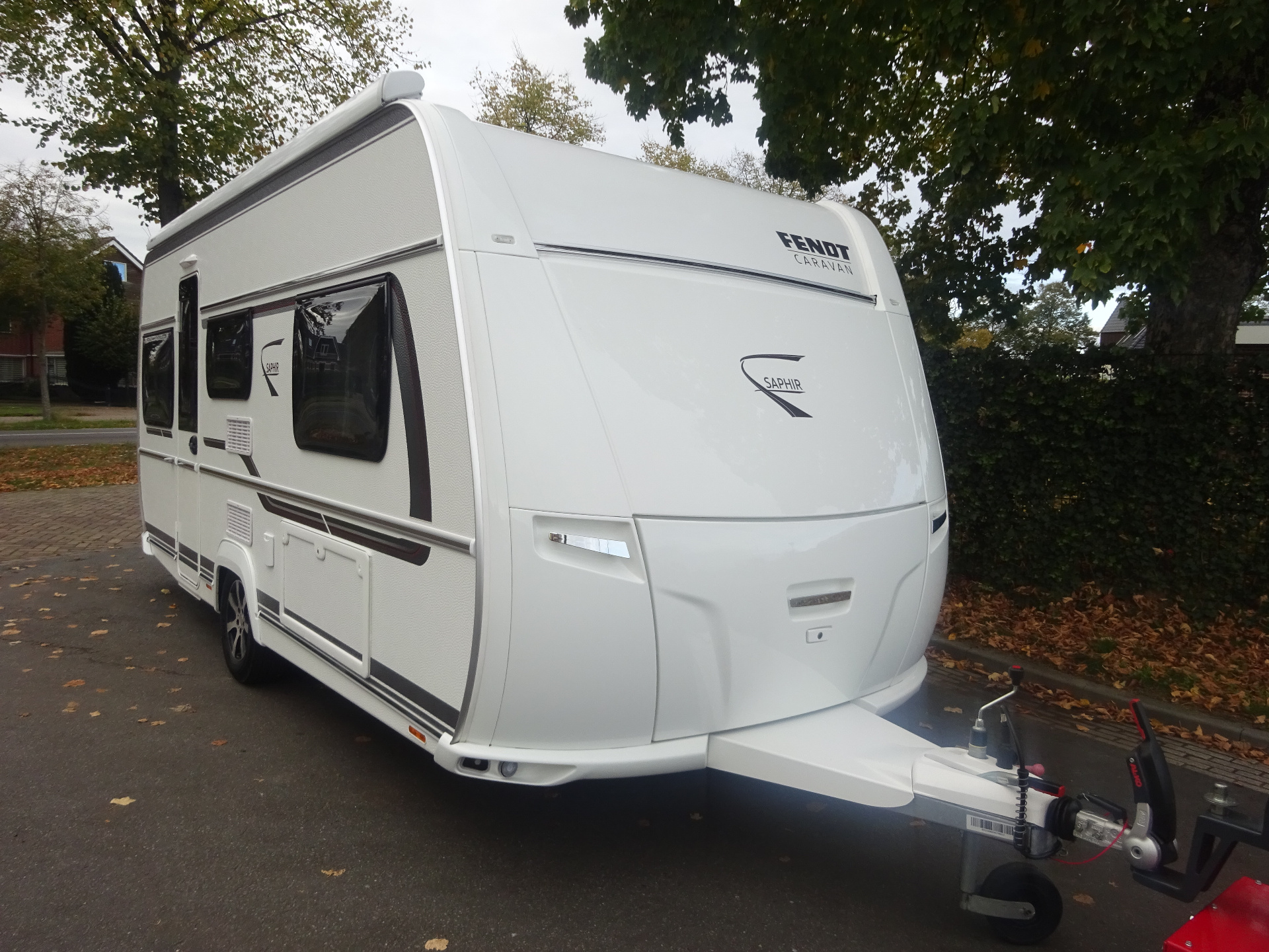 Fendt Saphir 465TG Enkele Bedden Vaste Luifel Mover