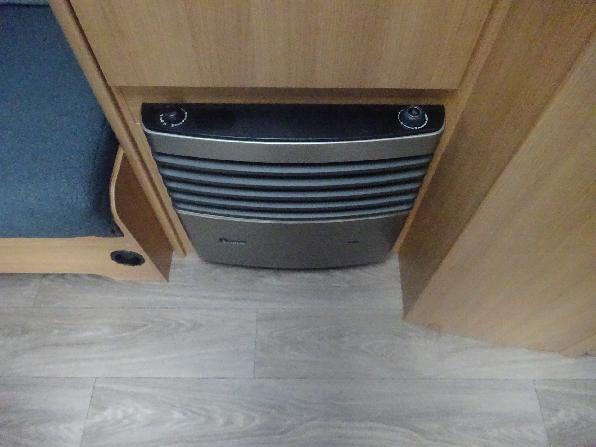 Fendt Saphir 465TG Enkele Bedden Vaste Luifel Mover