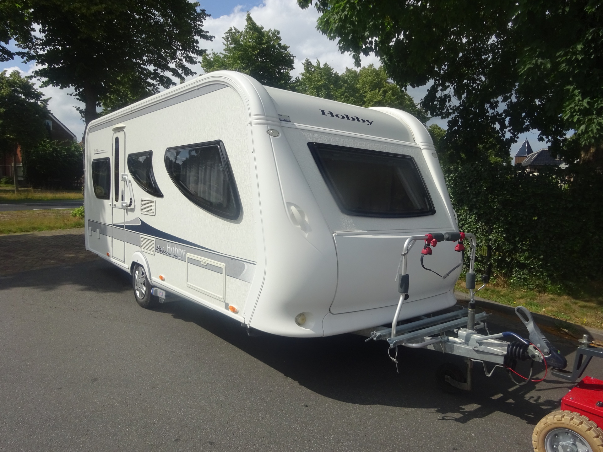 Hobby La vita 495 UL Enkele Bedden + Mover