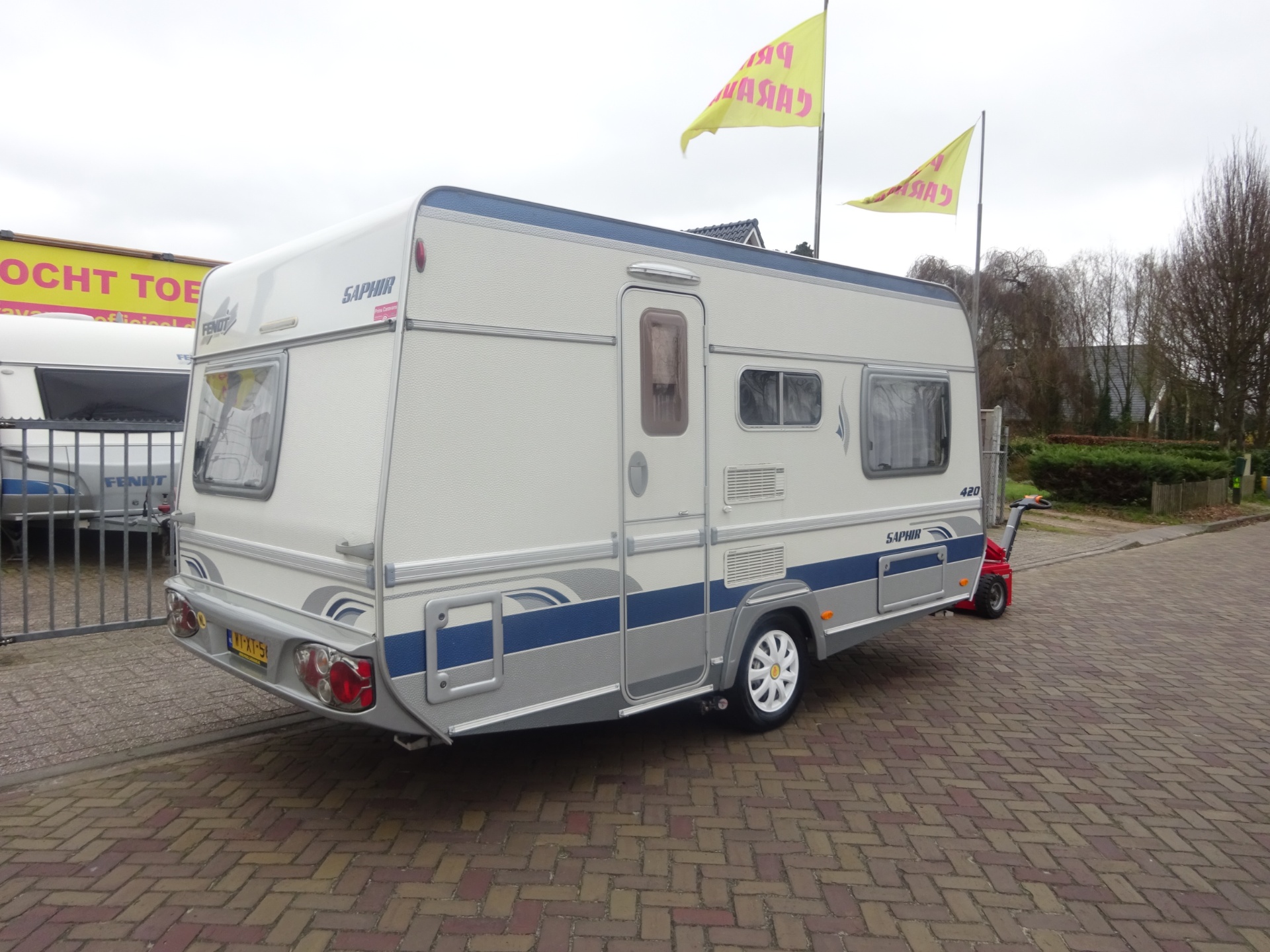 Fendt Saphir 420 Met vast Bed en Mover