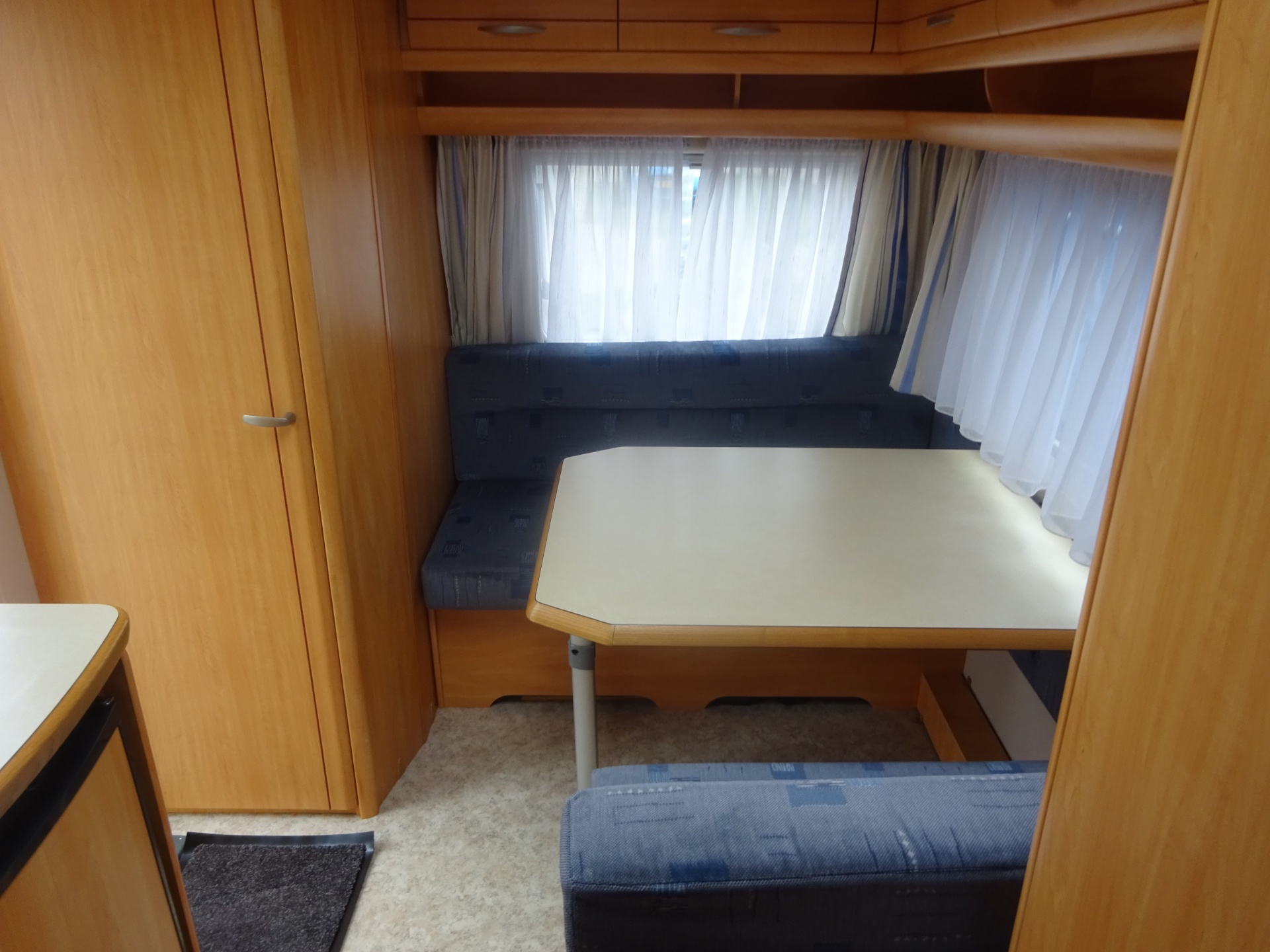 Fendt Saphir 420 Met vast Bed en Mover