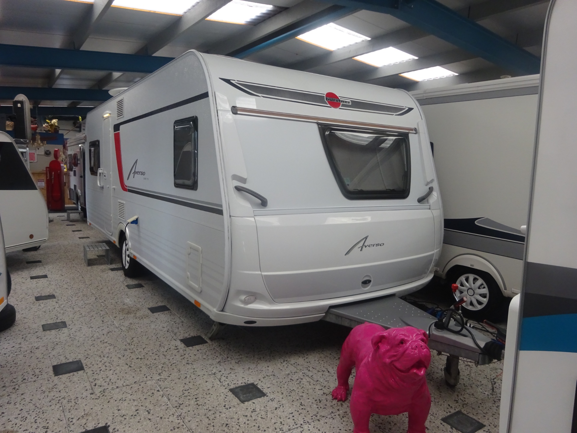 Burstner Averso 590 GERESERVEERD