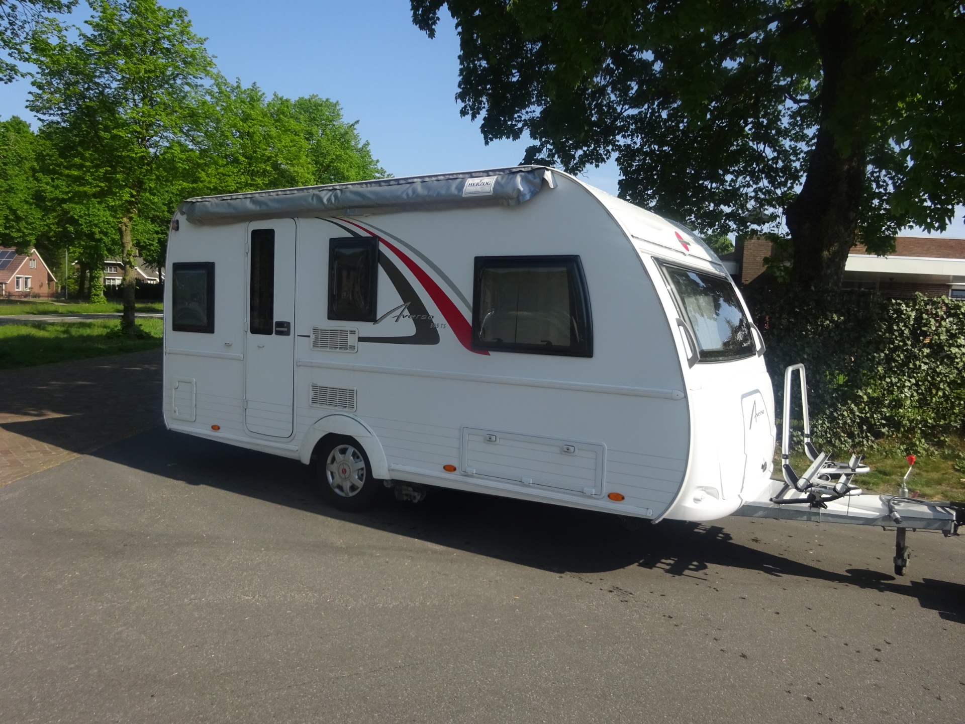 Burstner Averso 395TS met Mover