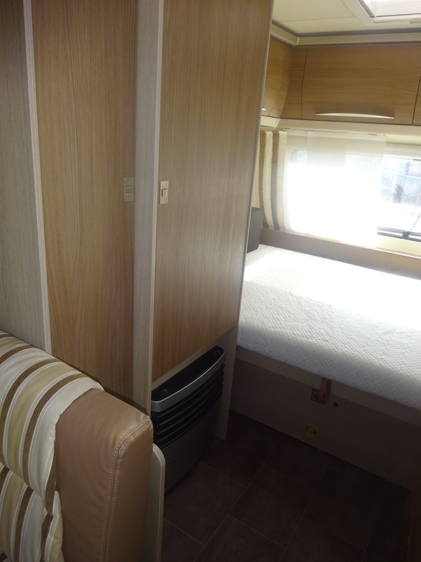 Burstner Averso 395TS met Mover