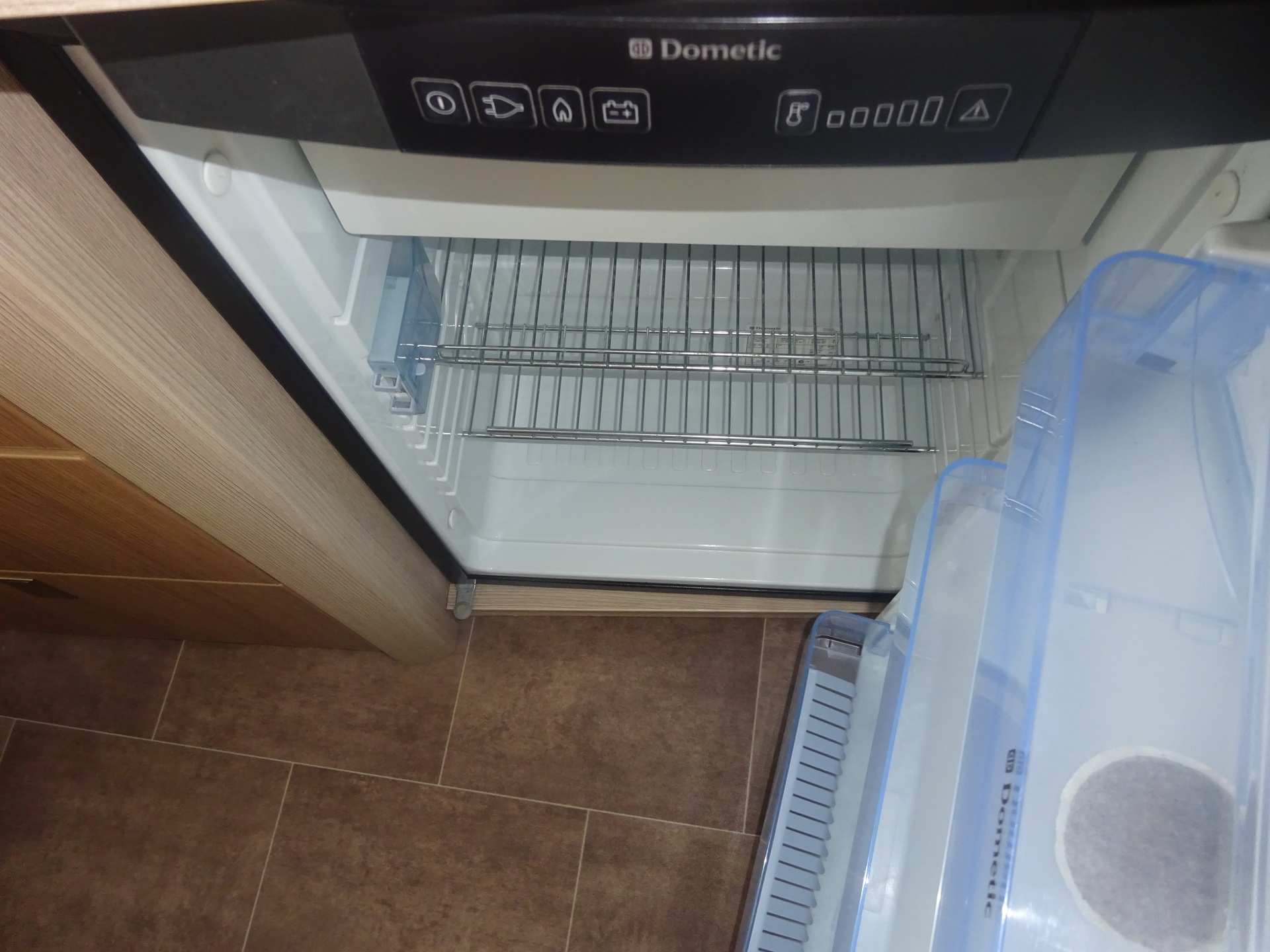 Burstner Averso 395TS met Mover