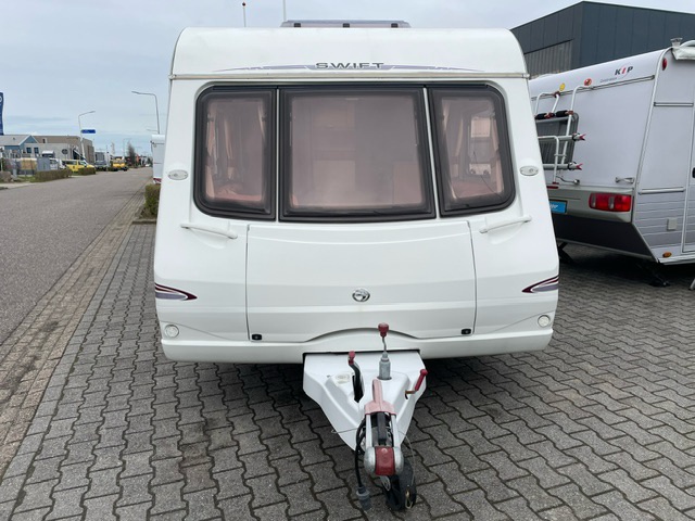 Swift Charisma 550 met mover 2006